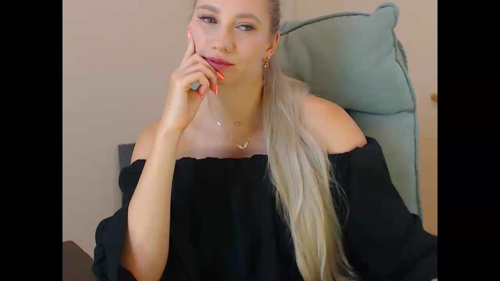 Gallery image thumbnail from Miss_Sylvia's myfreecams stream on, 09/10/2026, 18:26 image 13 of 20