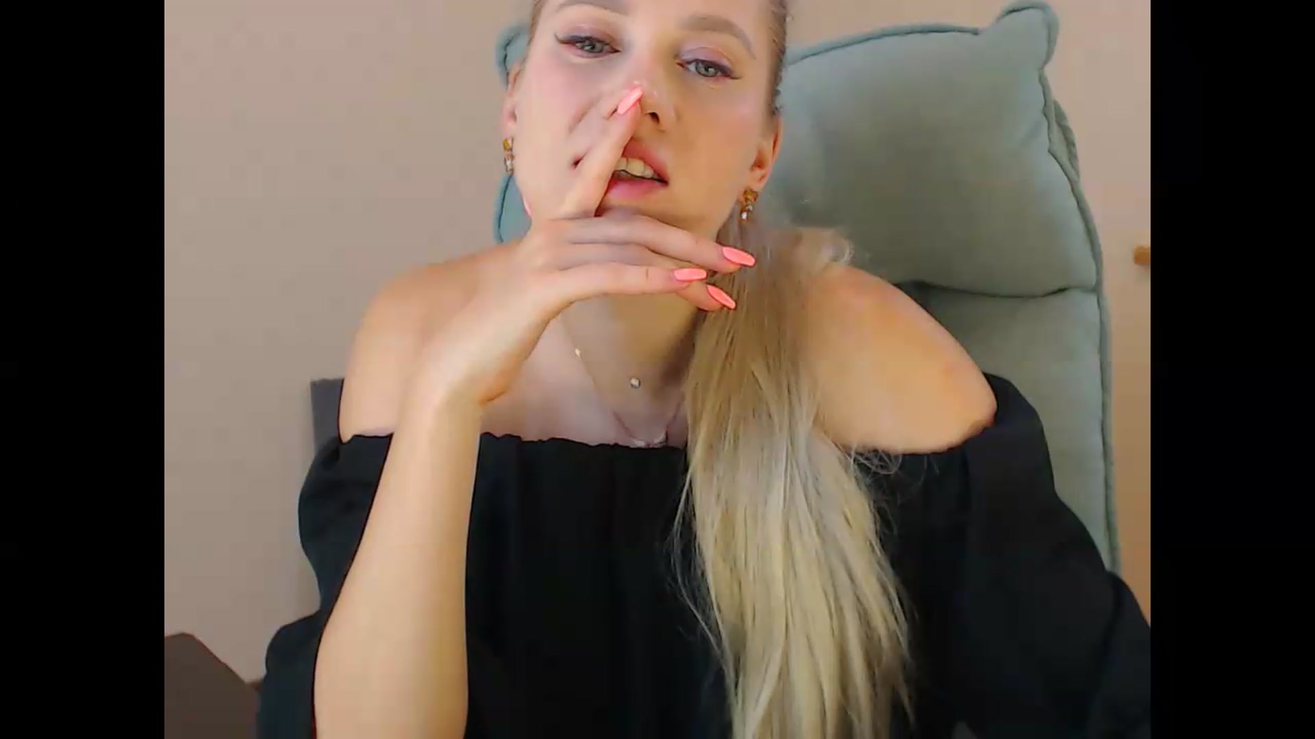 Gallery image thumbnail from Miss_Sylvia's myfreecams stream on, 09/10/2026, 18:26 image 12 of 20