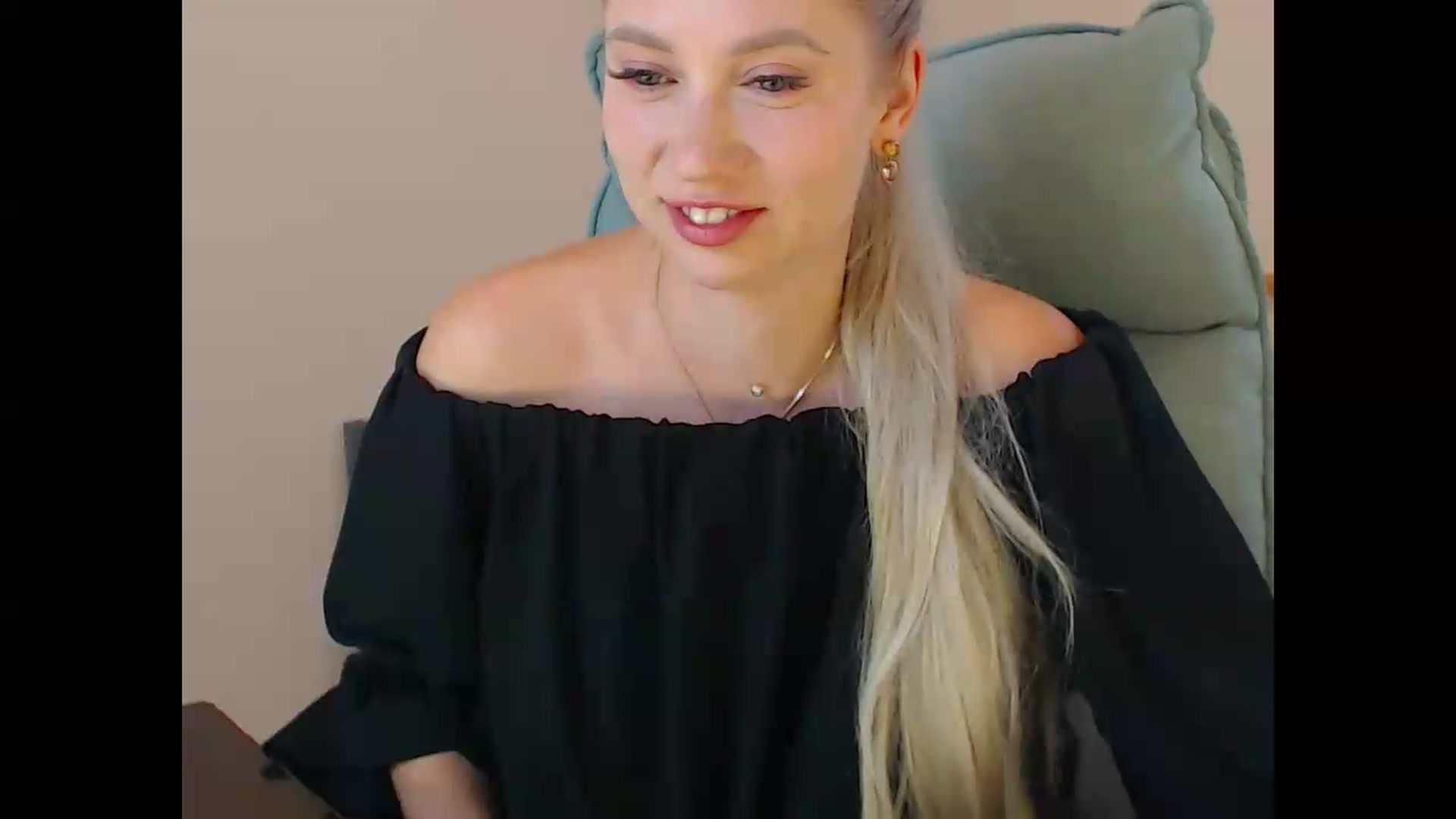 Gallery image thumbnail from Miss_Sylvia's myfreecams stream on, 09/10/2026, 18:26 image 9 of 20