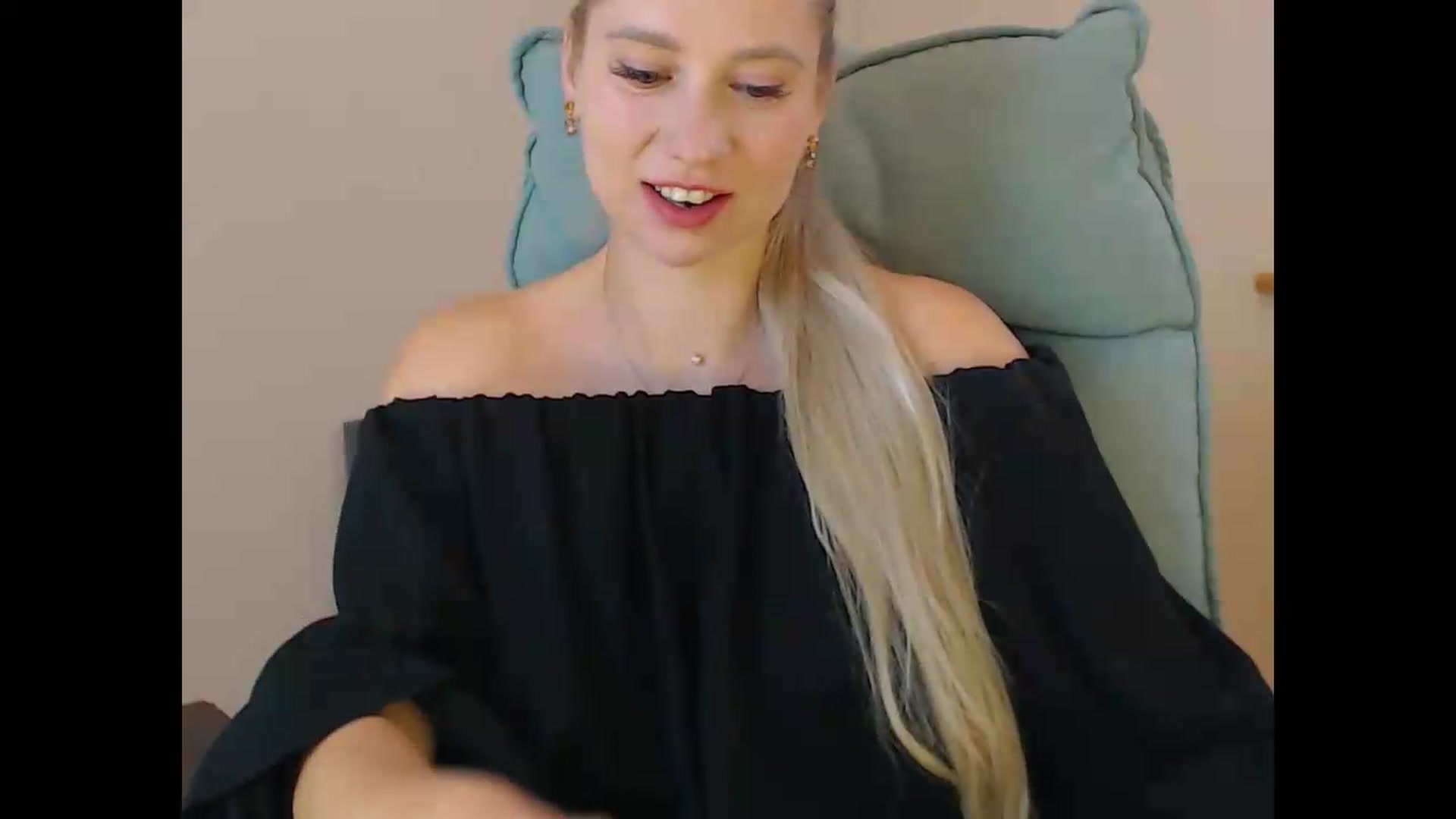 Gallery image thumbnail from Miss_Sylvia's myfreecams stream on, 09/10/2026, 18:26 image 19 of 20