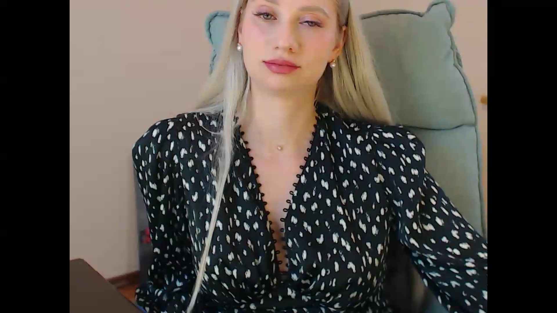 Gallery image thumbnail from Miss_Sylvia's myfreecams stream on, 09/11/2026, 18:15 image 2 of 20