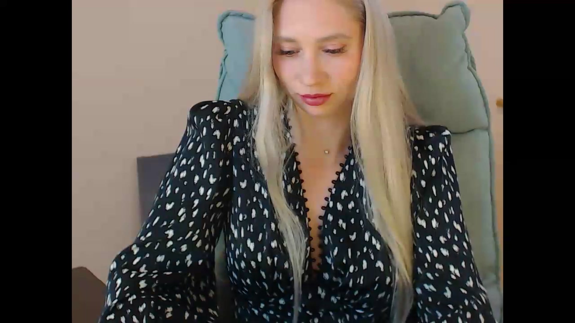 Gallery image thumbnail from Miss_Sylvia's myfreecams stream on, 09/11/2026, 18:15 image 7 of 20