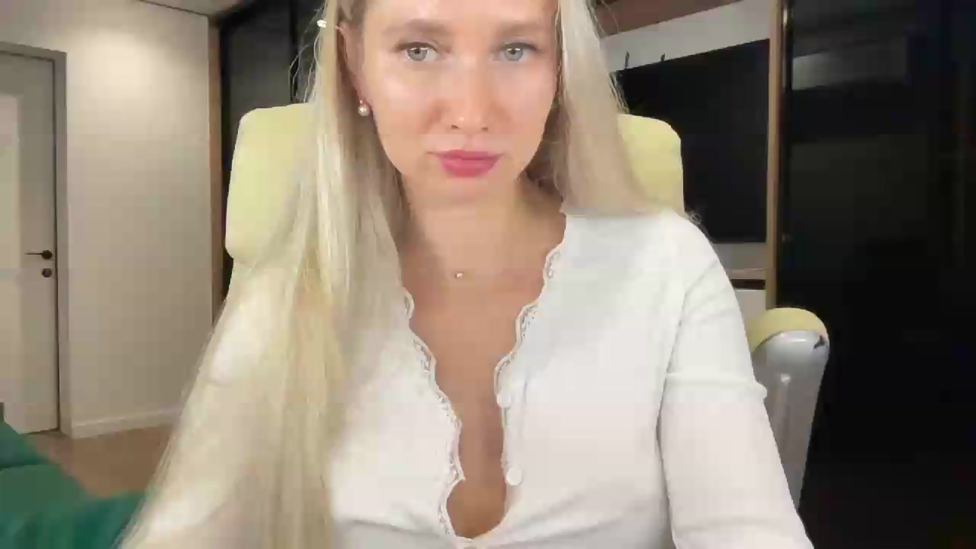 Gallery image thumbnail from Miss_Sylvia's myfreecams stream on, 09/12/2026, 23:24 image 9 of 20