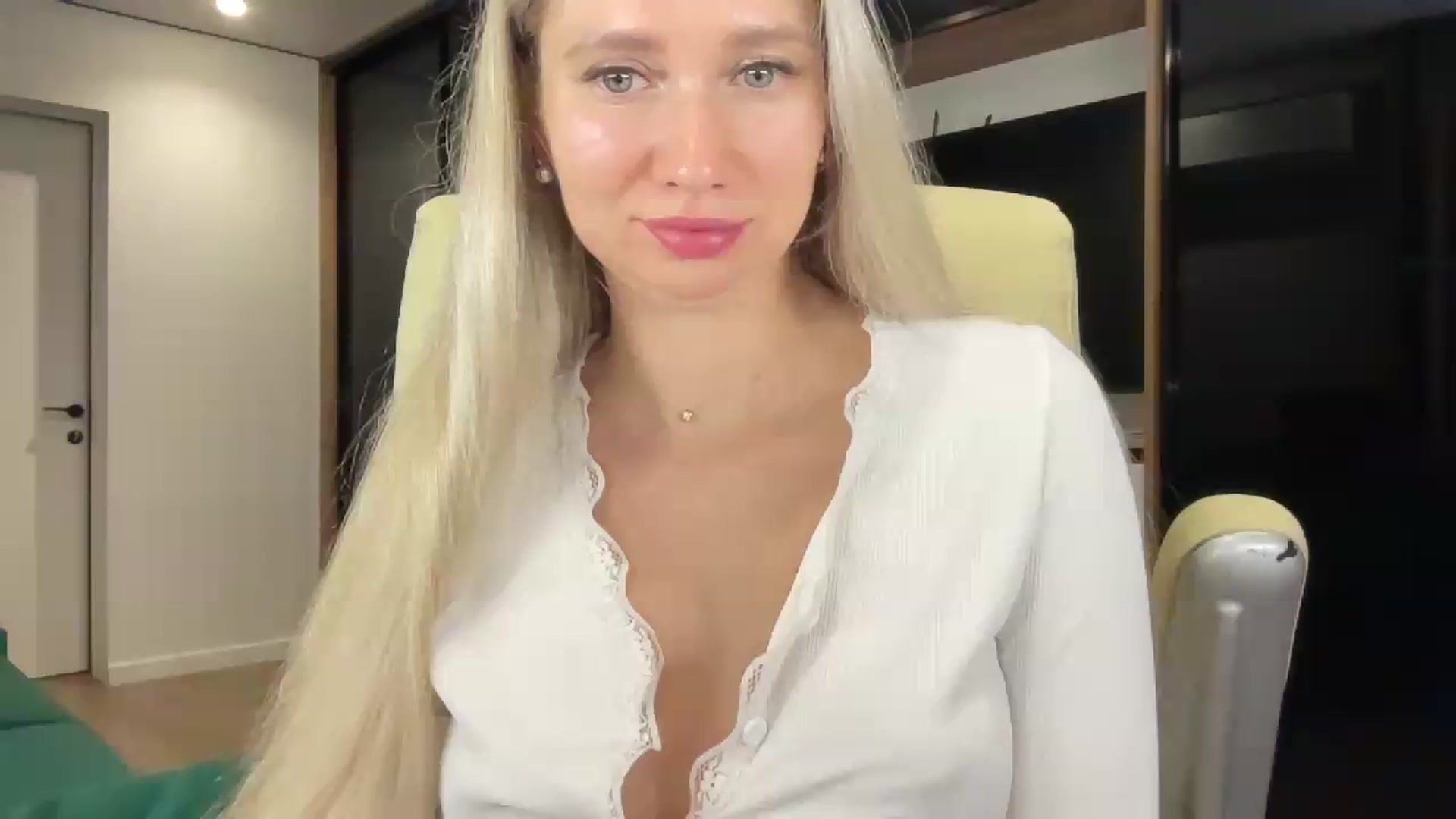 Gallery image thumbnail from Miss_Sylvia's myfreecams stream on, 09/12/2026, 23:24 image 2 of 20