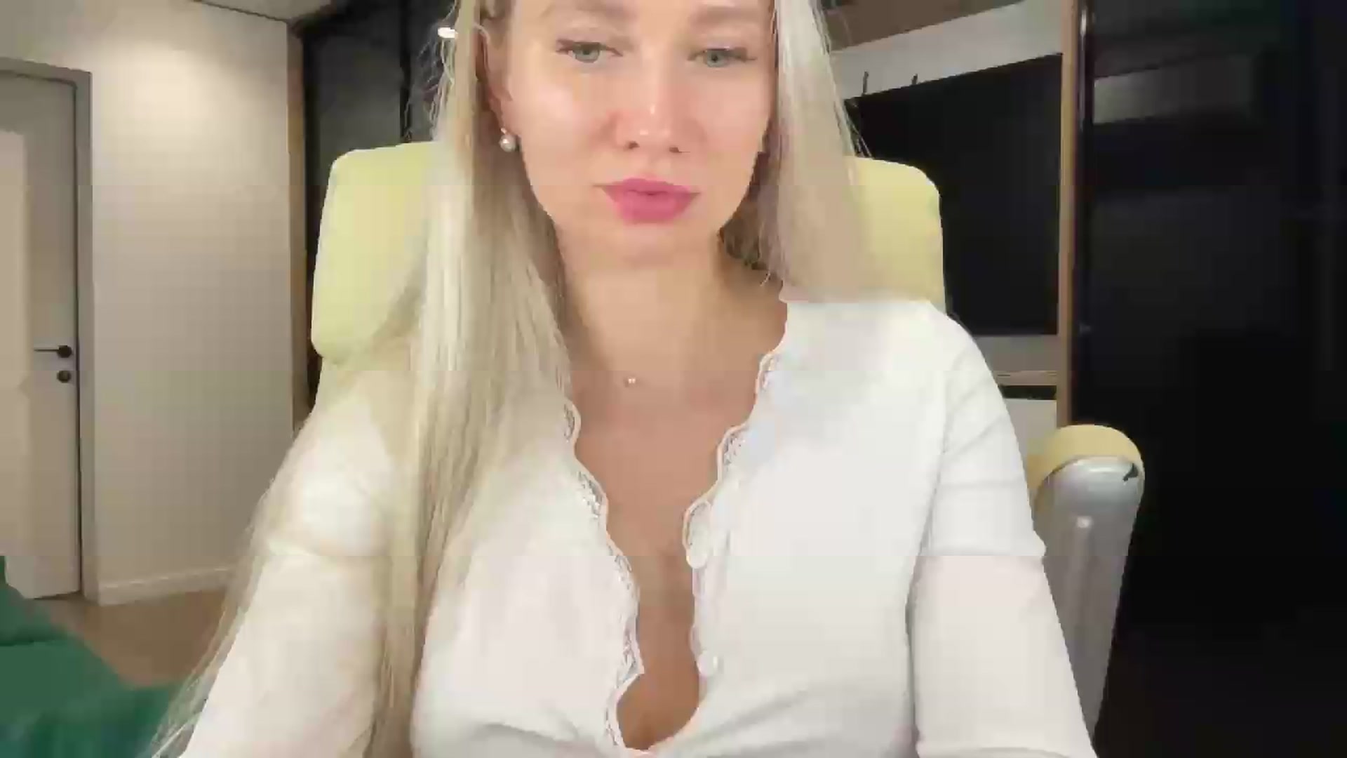 Gallery image thumbnail from Miss_Sylvia's myfreecams stream on, 09/12/2026, 23:24 image 19 of 20
