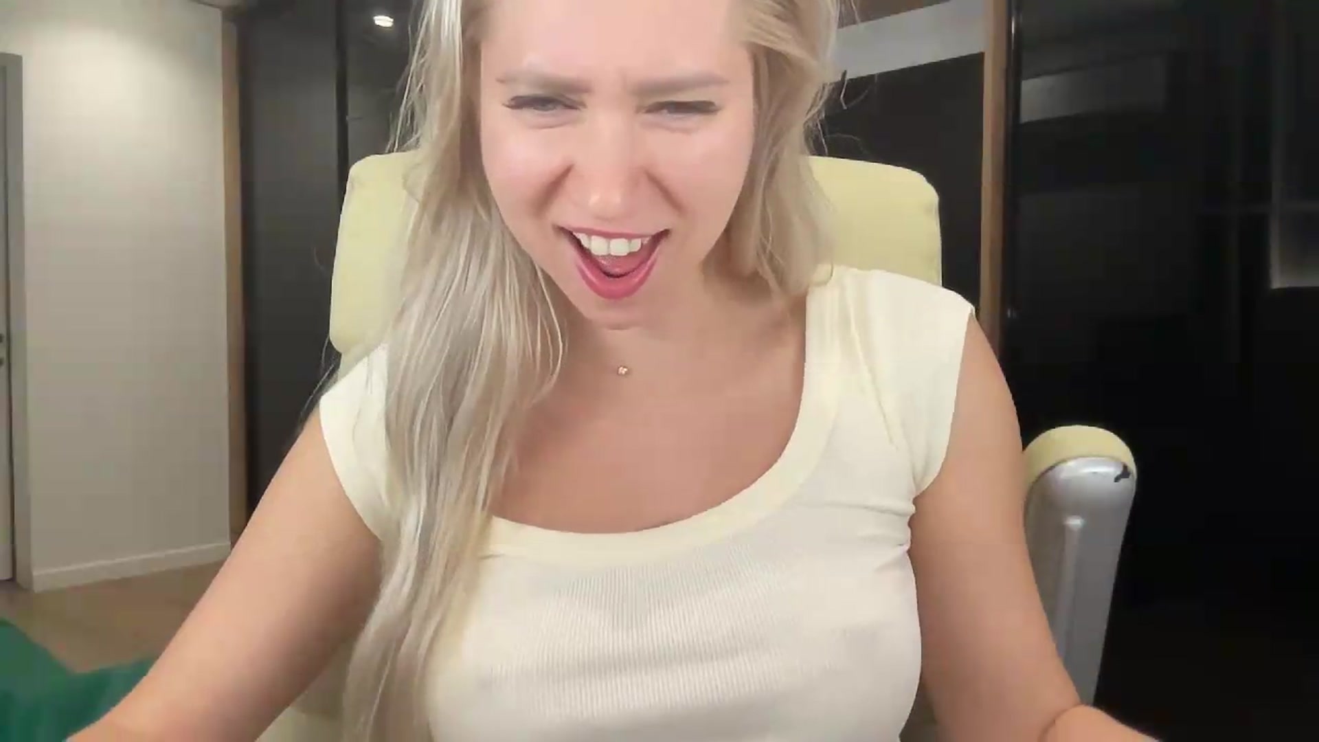 Gallery image thumbnail from Miss_Sylvia's myfreecams stream on, 09/14/2026, 18:11 image 13 of 20