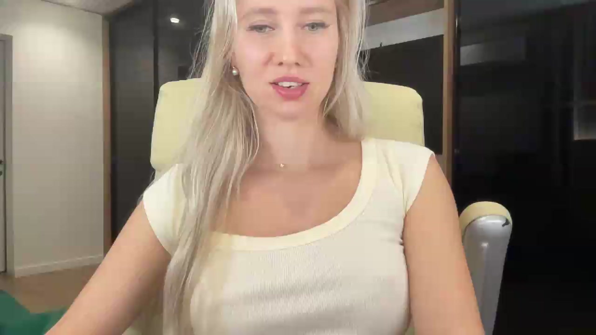 Gallery image thumbnail from Miss_Sylvia's myfreecams stream on, 09/14/2026, 18:11 image 17 of 20