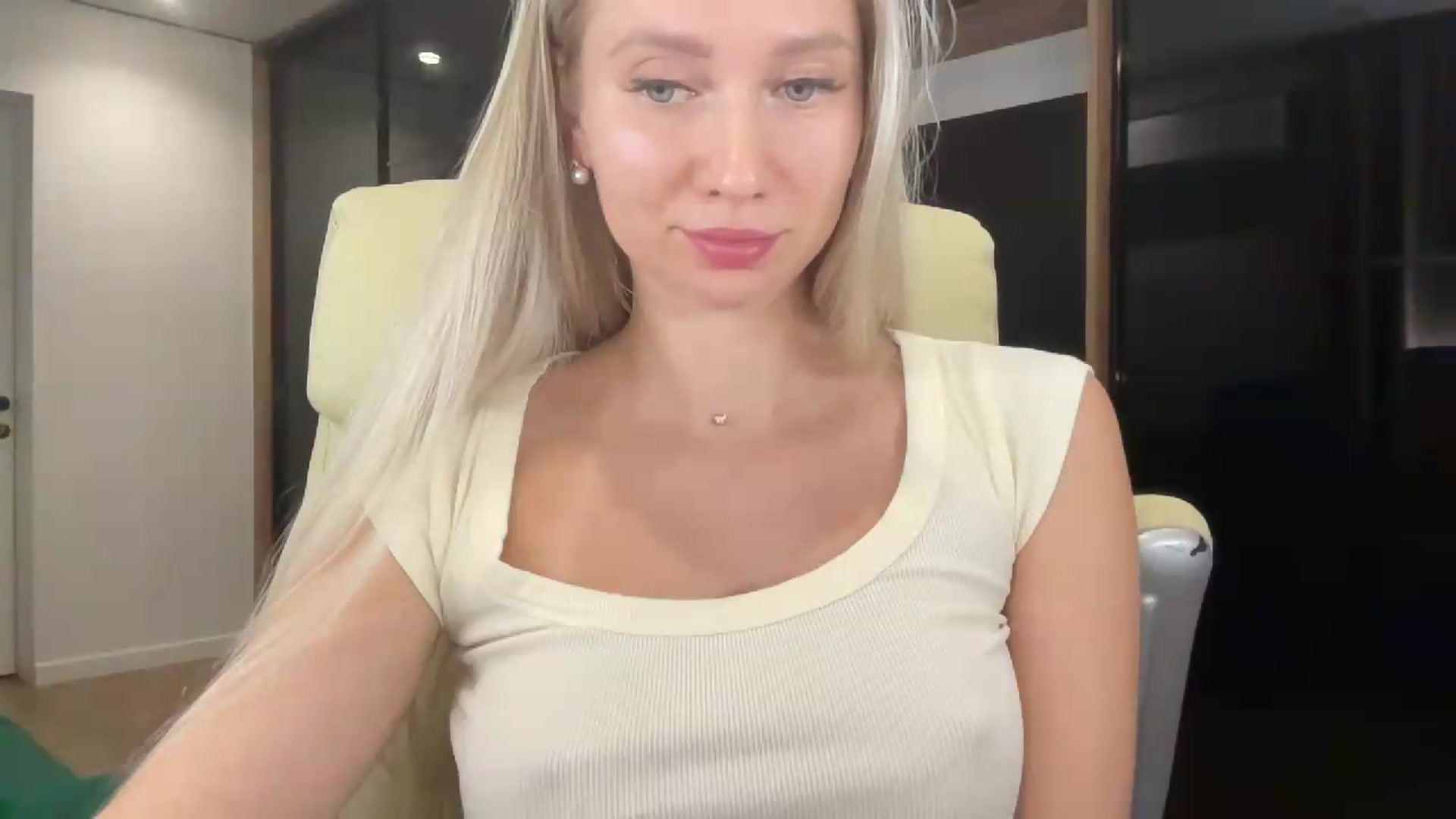 Gallery image thumbnail from Miss_Sylvia's myfreecams stream on, 09/14/2026, 20:03 image 6 of 20