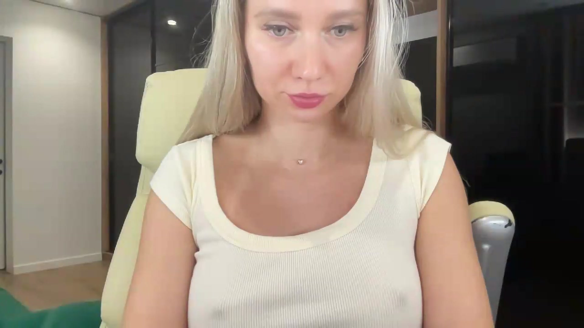 Gallery image thumbnail from Miss_Sylvia's myfreecams stream on, 09/14/2026, 20:03 image 17 of 20
