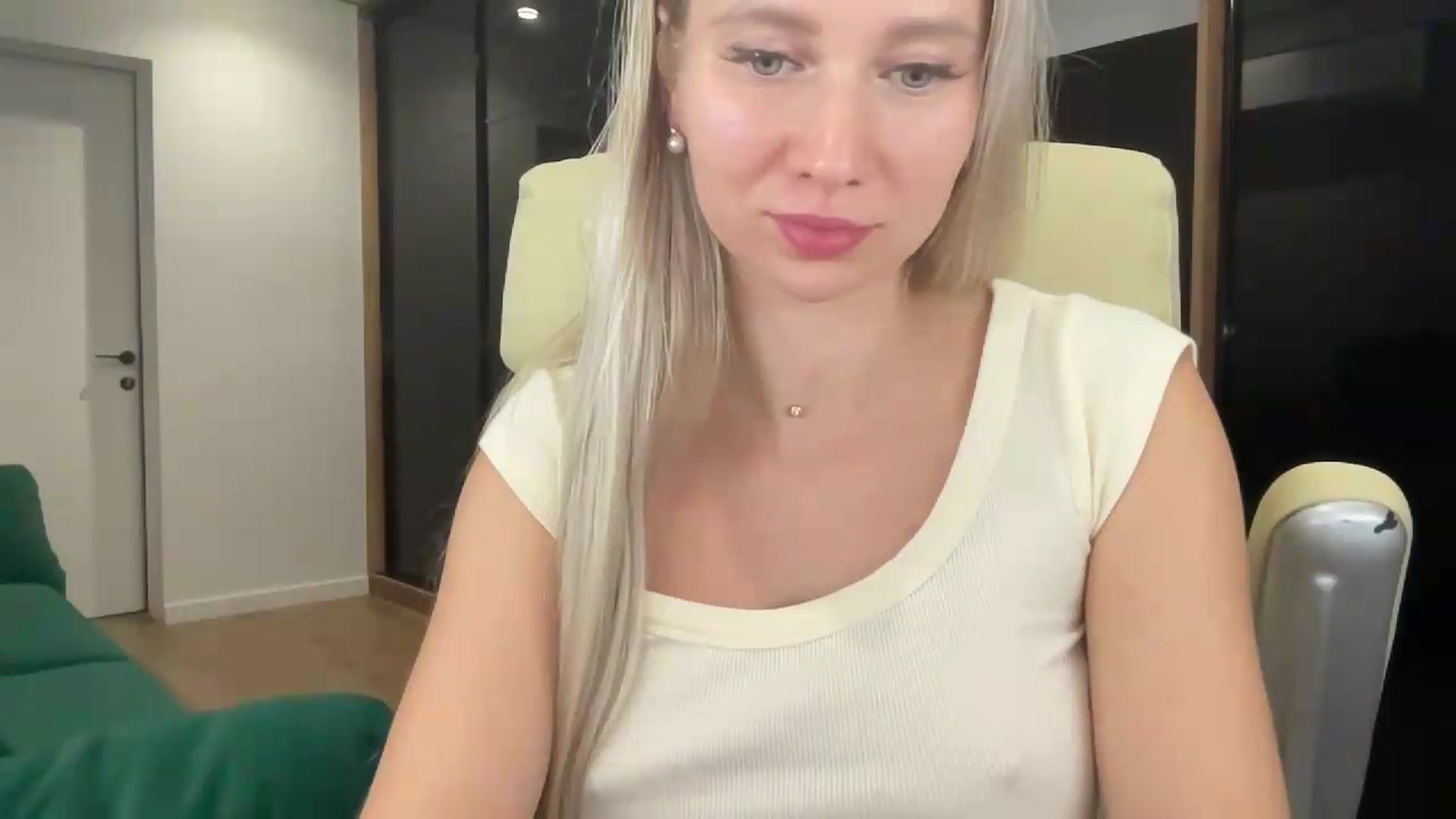 Gallery image thumbnail from Miss_Sylvia's myfreecams stream on, 09/14/2026, 22:27 image 8 of 20