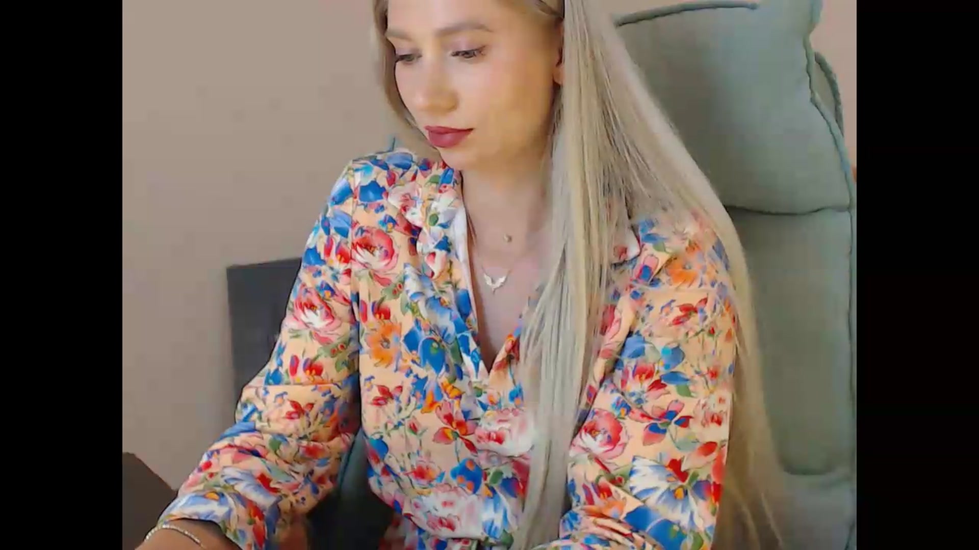 Gallery image thumbnail from Miss_Sylvia's myfreecams stream on, 09/17/2026, 18:57 image 3 of 20