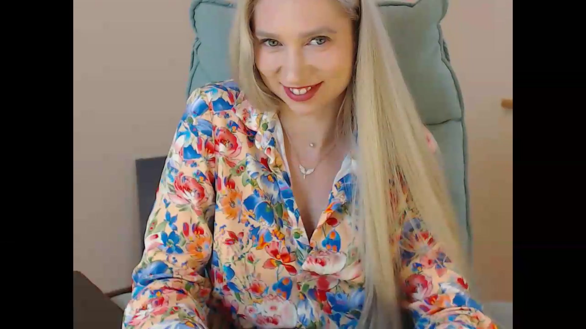 Gallery image thumbnail from Miss_Sylvia's myfreecams stream on, 09/17/2026, 18:57 image 10 of 20