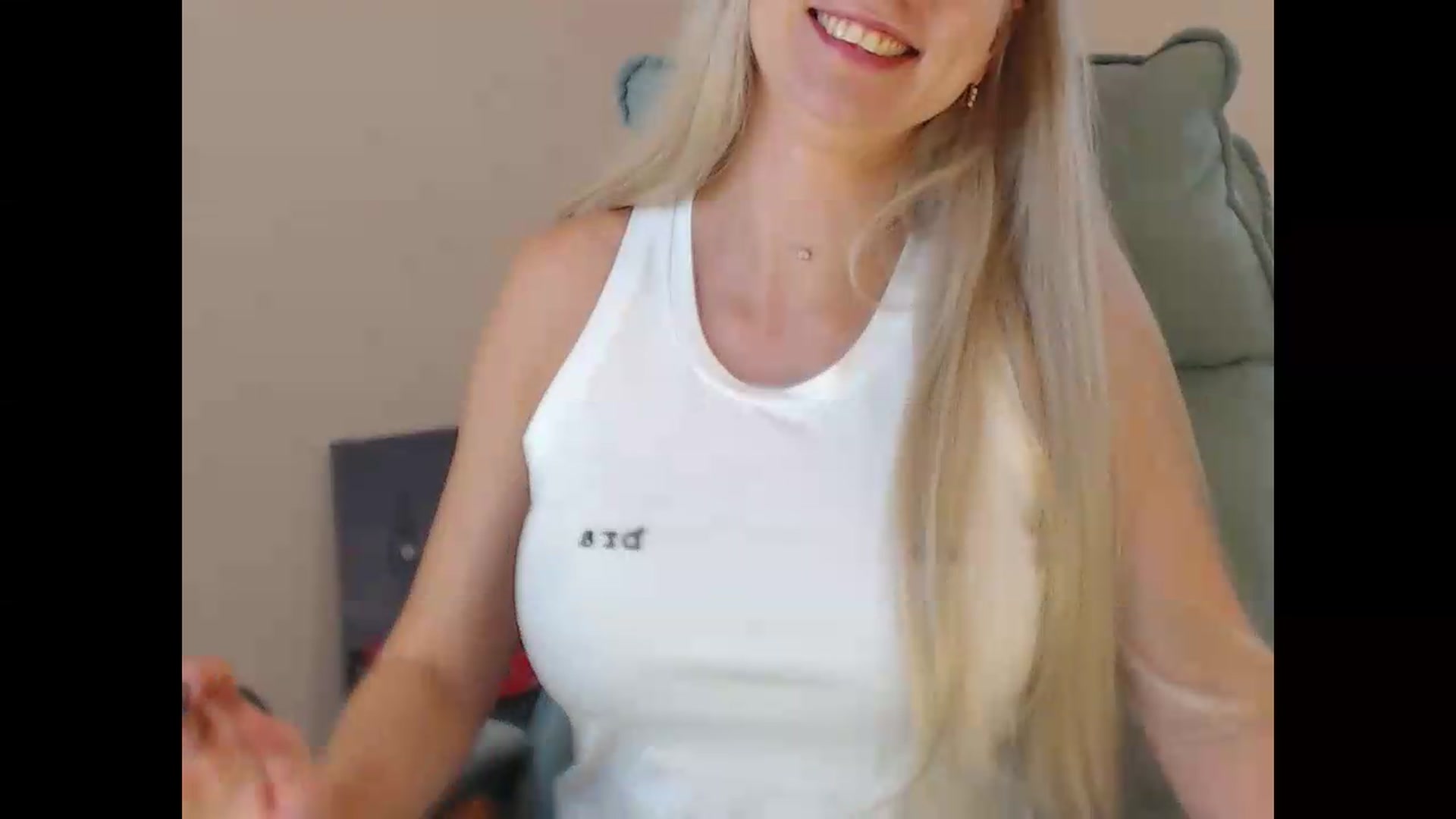 Gallery image thumbnail from Miss_Sylvia's myfreecams stream on, 09/18/2026, 18:40 image 10 of 20