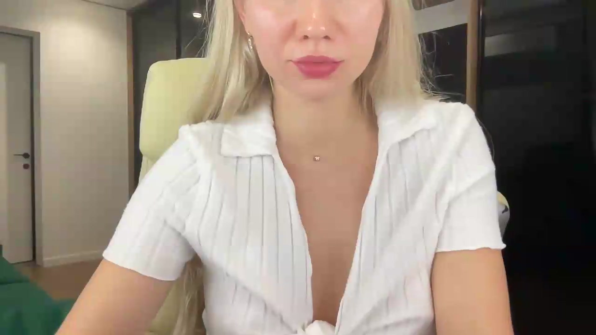 Gallery image thumbnail from Miss_Sylvia's myfreecams stream on, 09/21/2026, 23:14 image 14 of 20