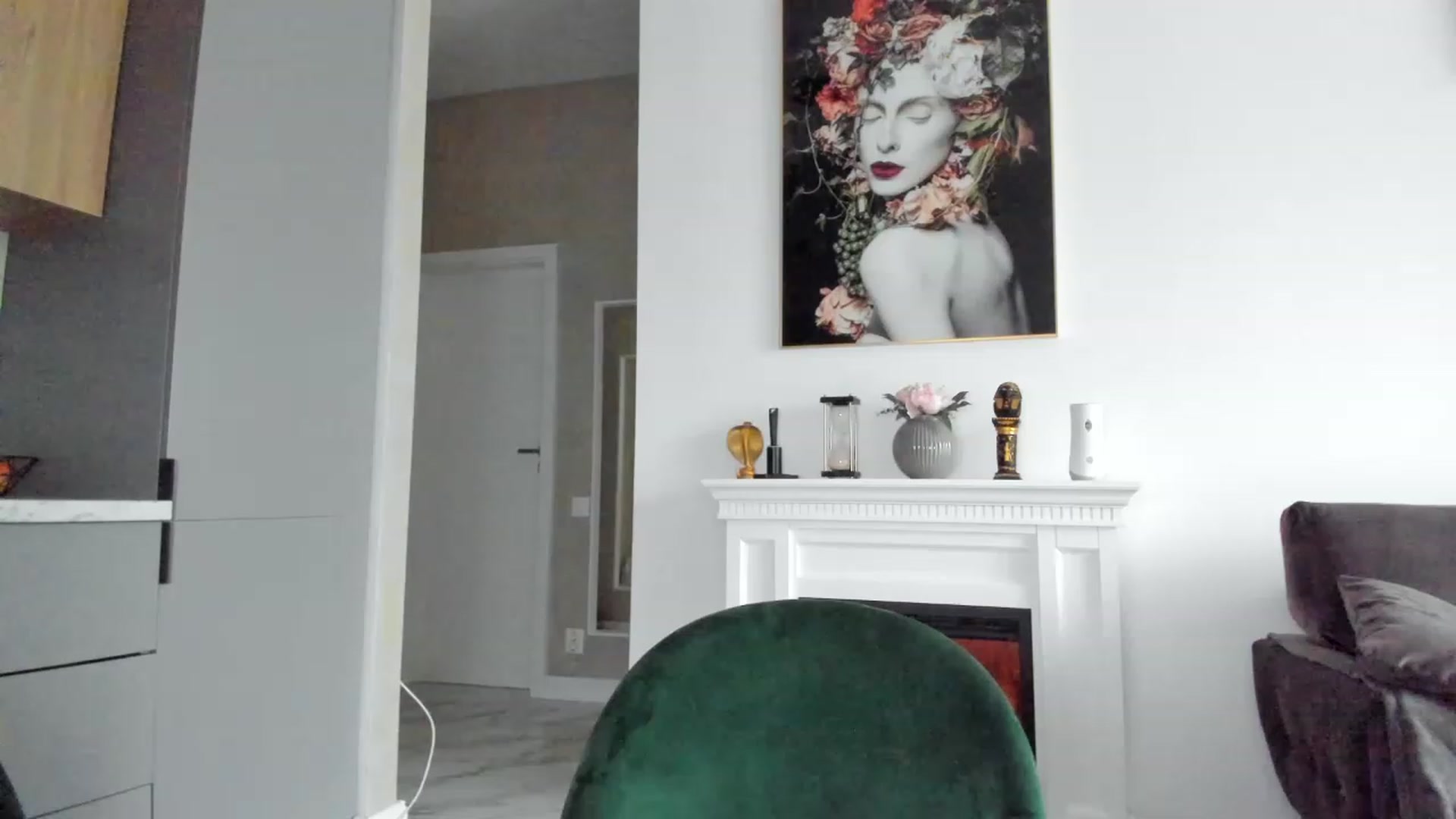 Gallery image thumbnail from Miss_Tanya's myfreecams stream on, 12/06/2022, 11:13 image 16 of 20