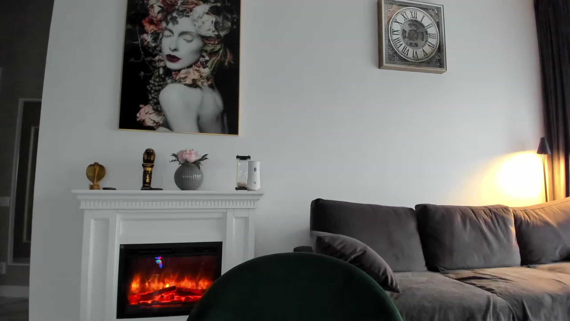 Gallery image thumbnail from Miss_Tanya's myfreecams stream on, 01/12/2023, 11:31 image 17 of 20