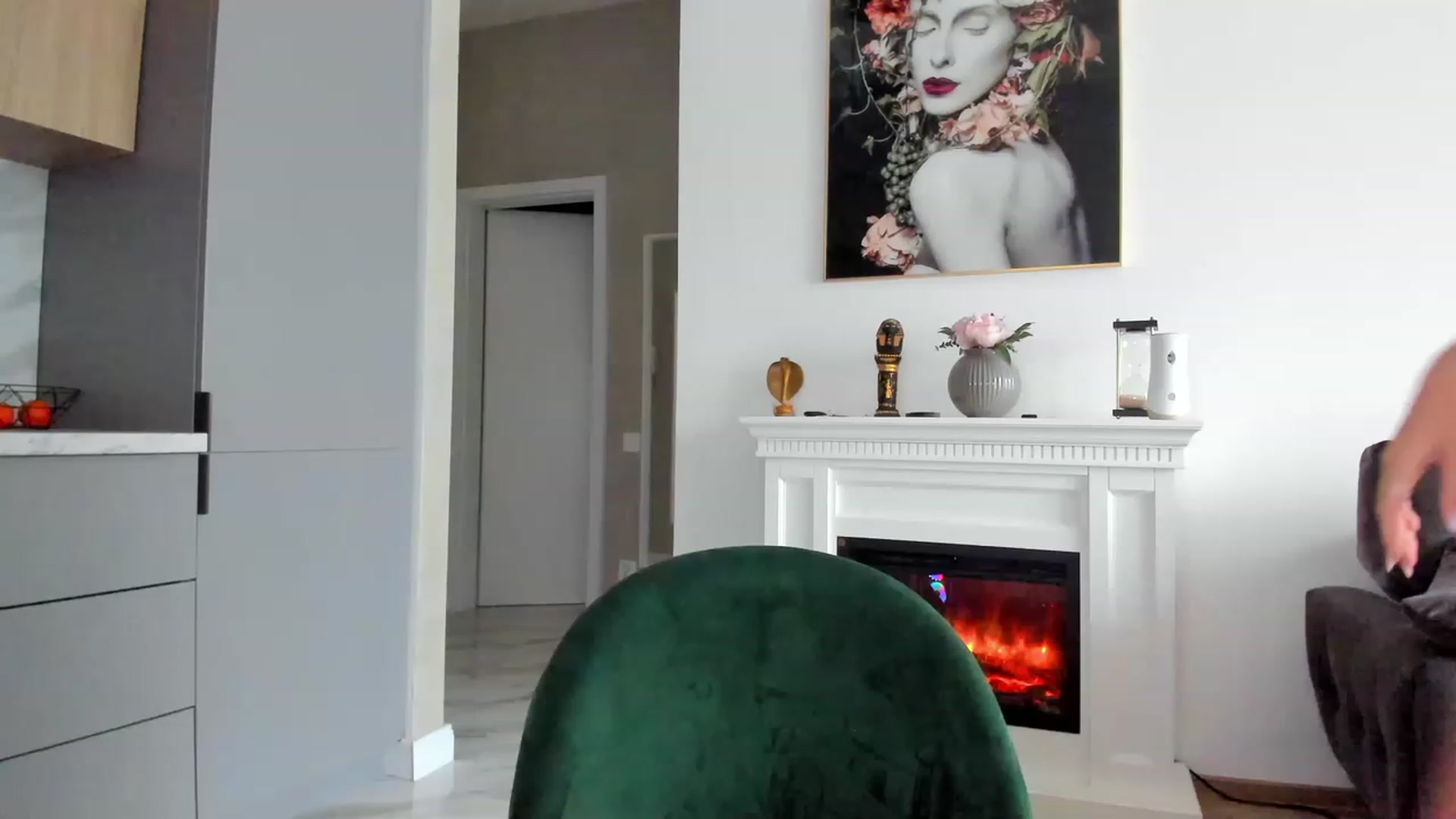 Gallery image thumbnail from Miss_Tanya's myfreecams stream on, 01/13/2023, 09:59 image 9 of 20