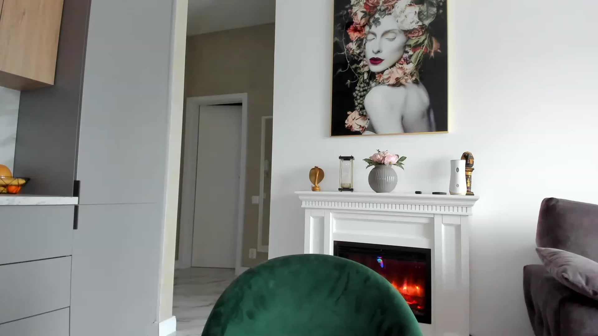 Gallery image thumbnail from Miss_Tanya's myfreecams stream on, 02/03/2023, 10:29 image 3 of 20