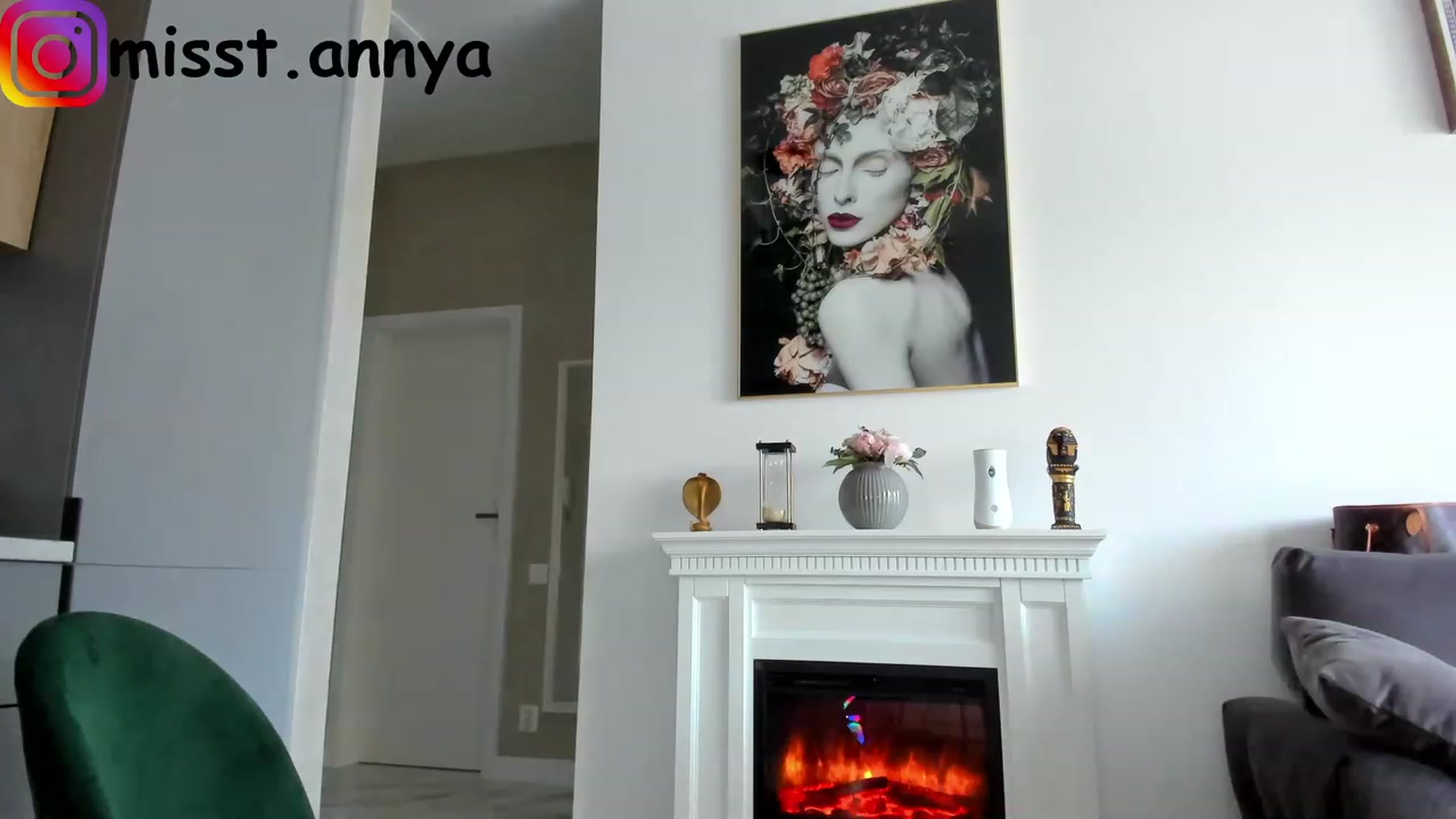 Gallery image thumbnail from Miss_Tanya's myfreecams stream on, 02/13/2023, 12:53 image 5 of 20