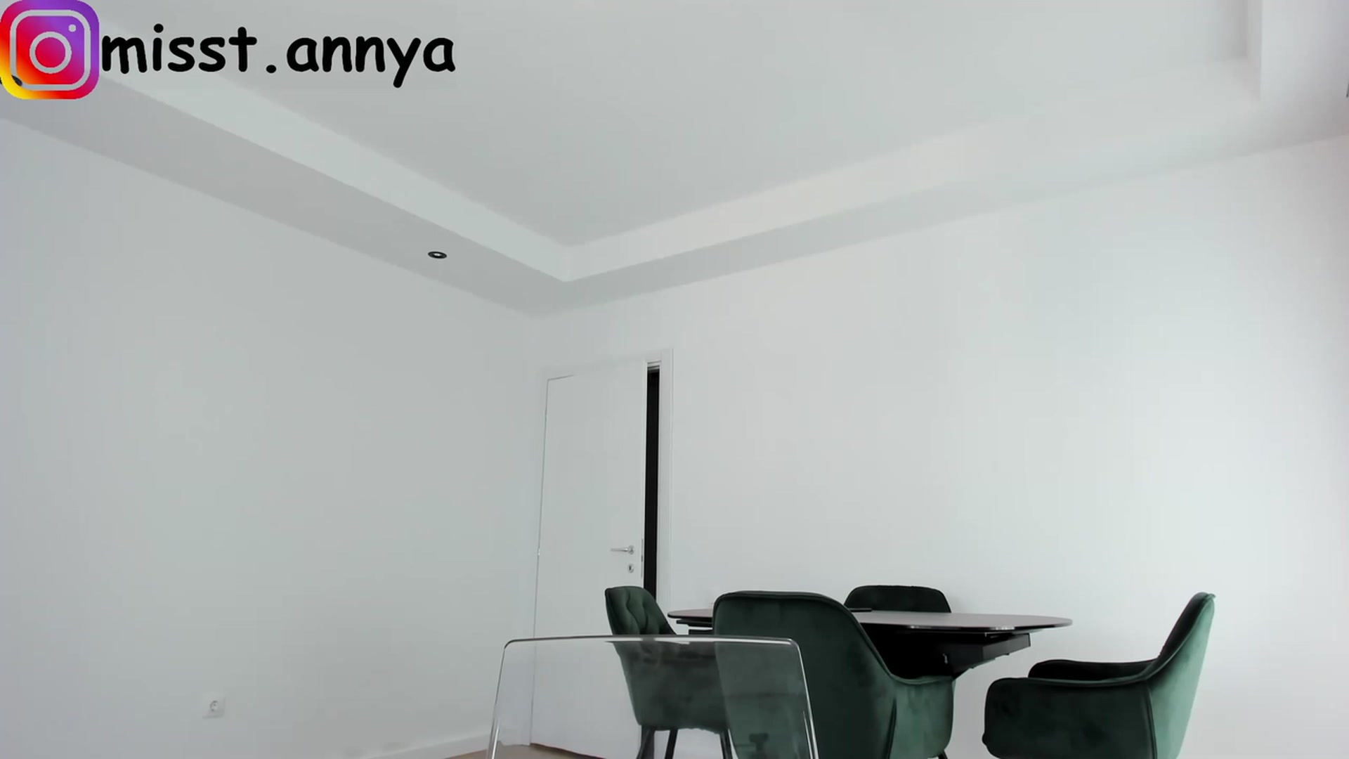 Gallery image thumbnail from Miss_Tanya's myfreecams stream on, 03/18/2023, 10:55 image 17 of 20