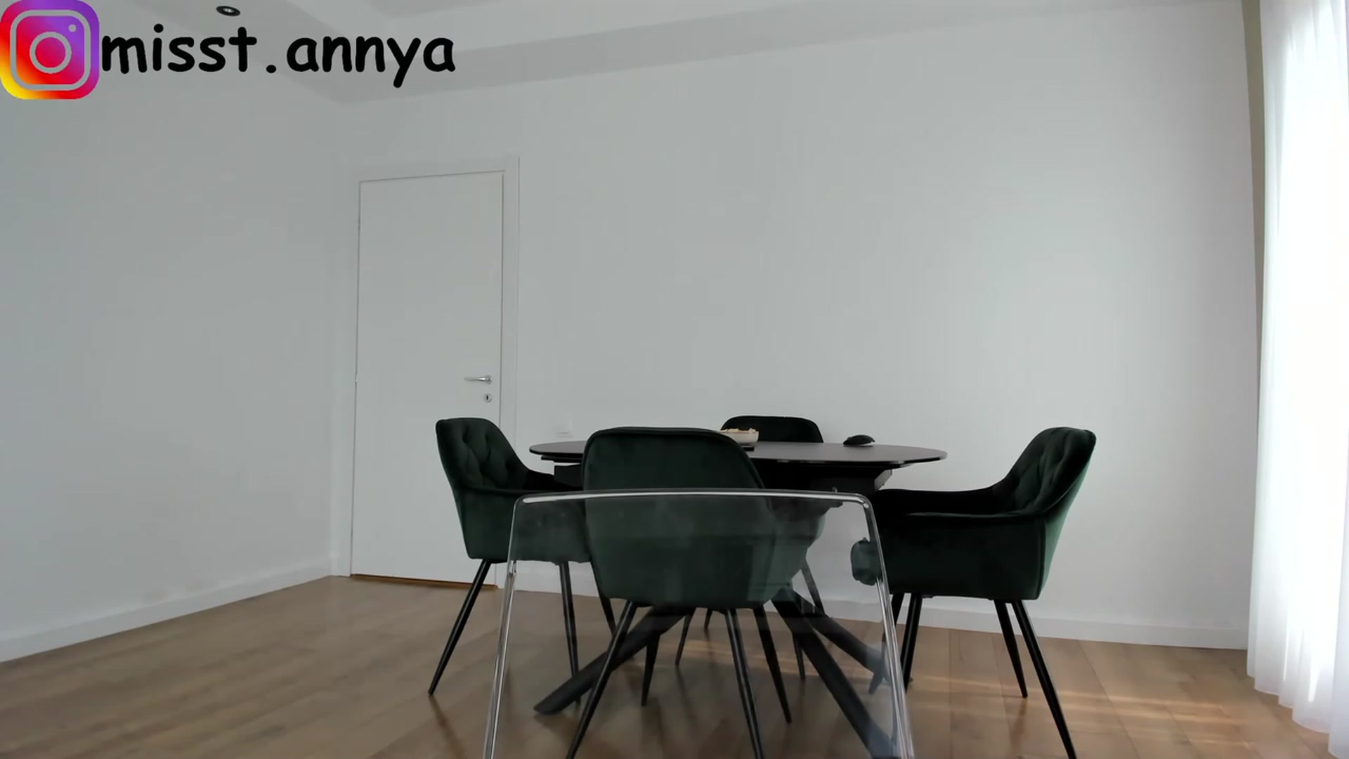 Gallery image thumbnail from Miss_Tanya's myfreecams stream on, 03/21/2023, 12:54 image 20 of 20