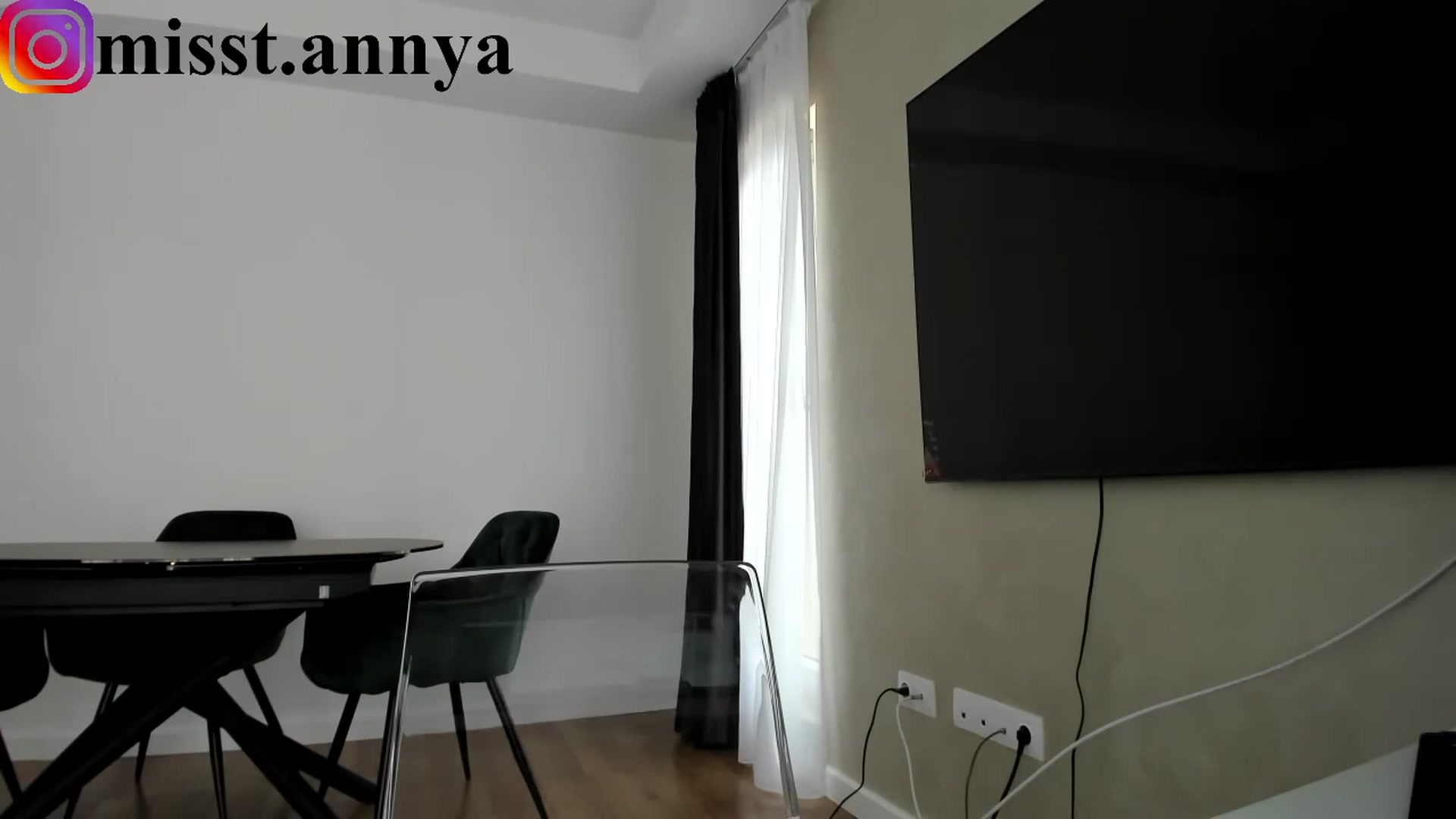 Gallery image thumbnail from Miss_Tanya's myfreecams stream on, 04/03/2023, 12:11 image 5 of 20