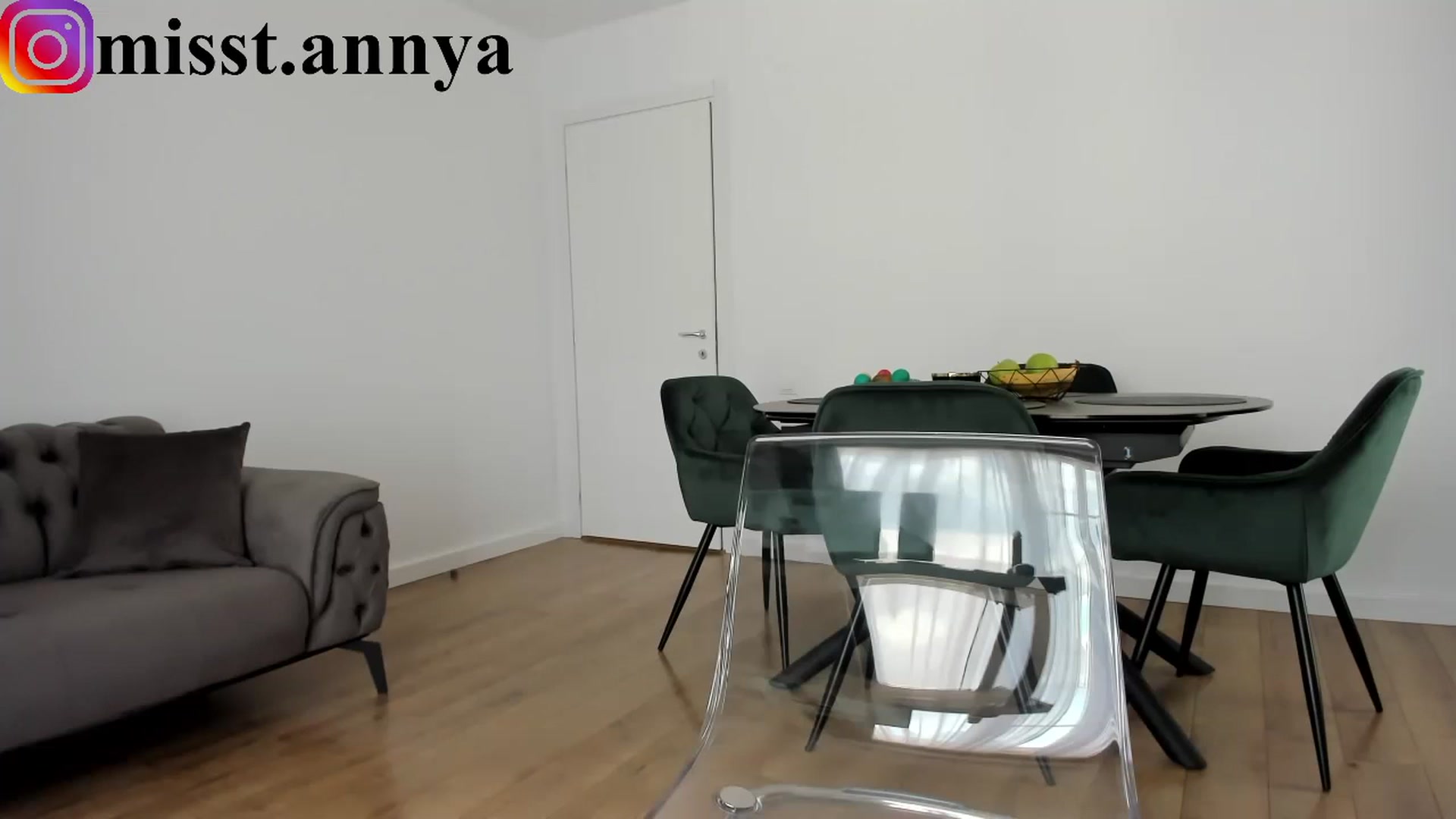 Gallery image thumbnail from Miss_Tanya's myfreecams stream on, 04/19/2023, 10:19 image 20 of 20