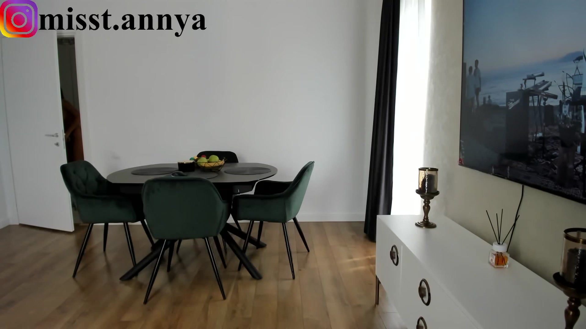 Gallery image thumbnail from Miss_Tanya's myfreecams stream on, 04/20/2023, 11:56 image 11 of 20