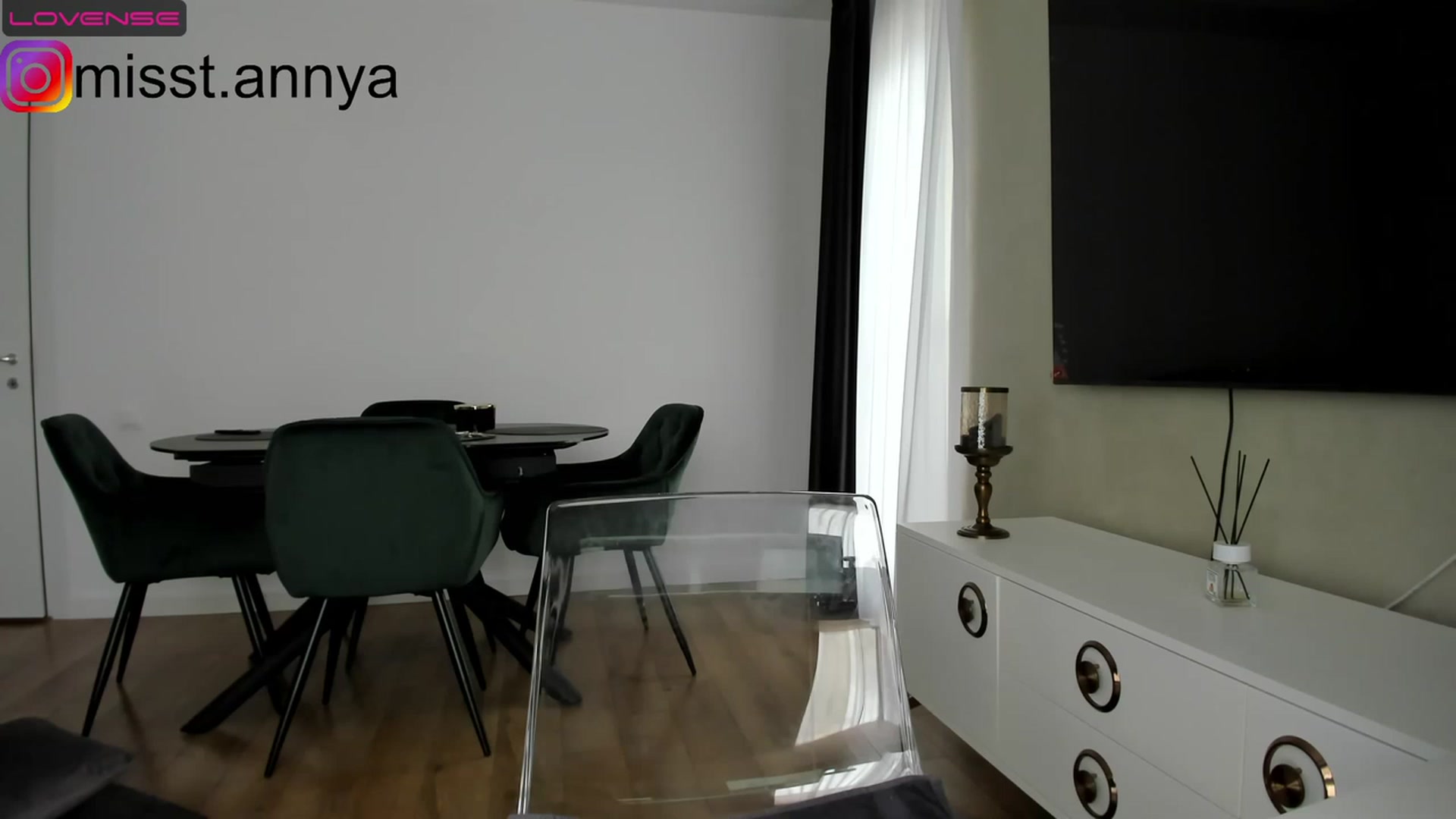 Gallery image thumbnail from Miss_Tanya's myfreecams stream on, 05/08/2023, 11:11 image 16 of 20