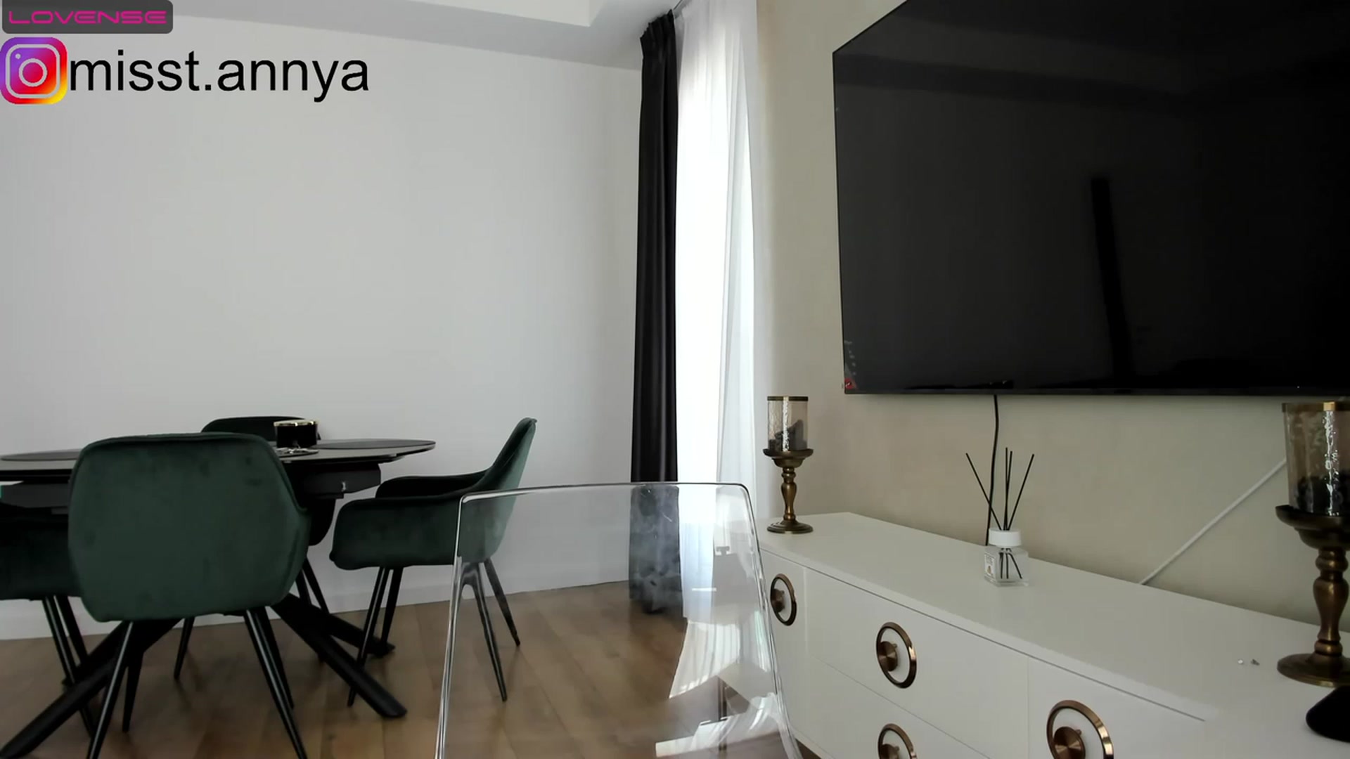 Gallery image thumbnail from Miss_Tanya's myfreecams stream on, 05/10/2023, 09:17 image 9 of 20