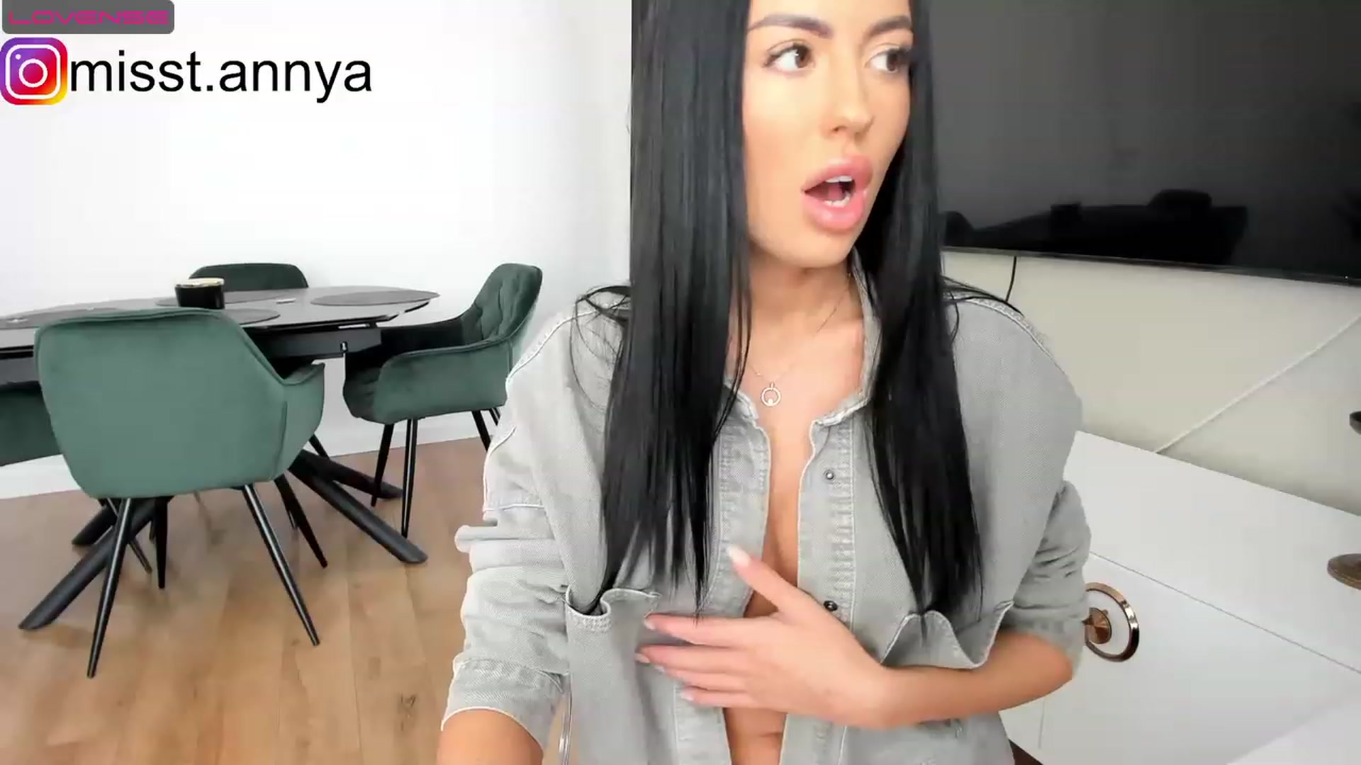 Gallery image thumbnail from Miss_Tanya's myfreecams stream on, 05/14/2023, 09:38 image 17 of 20