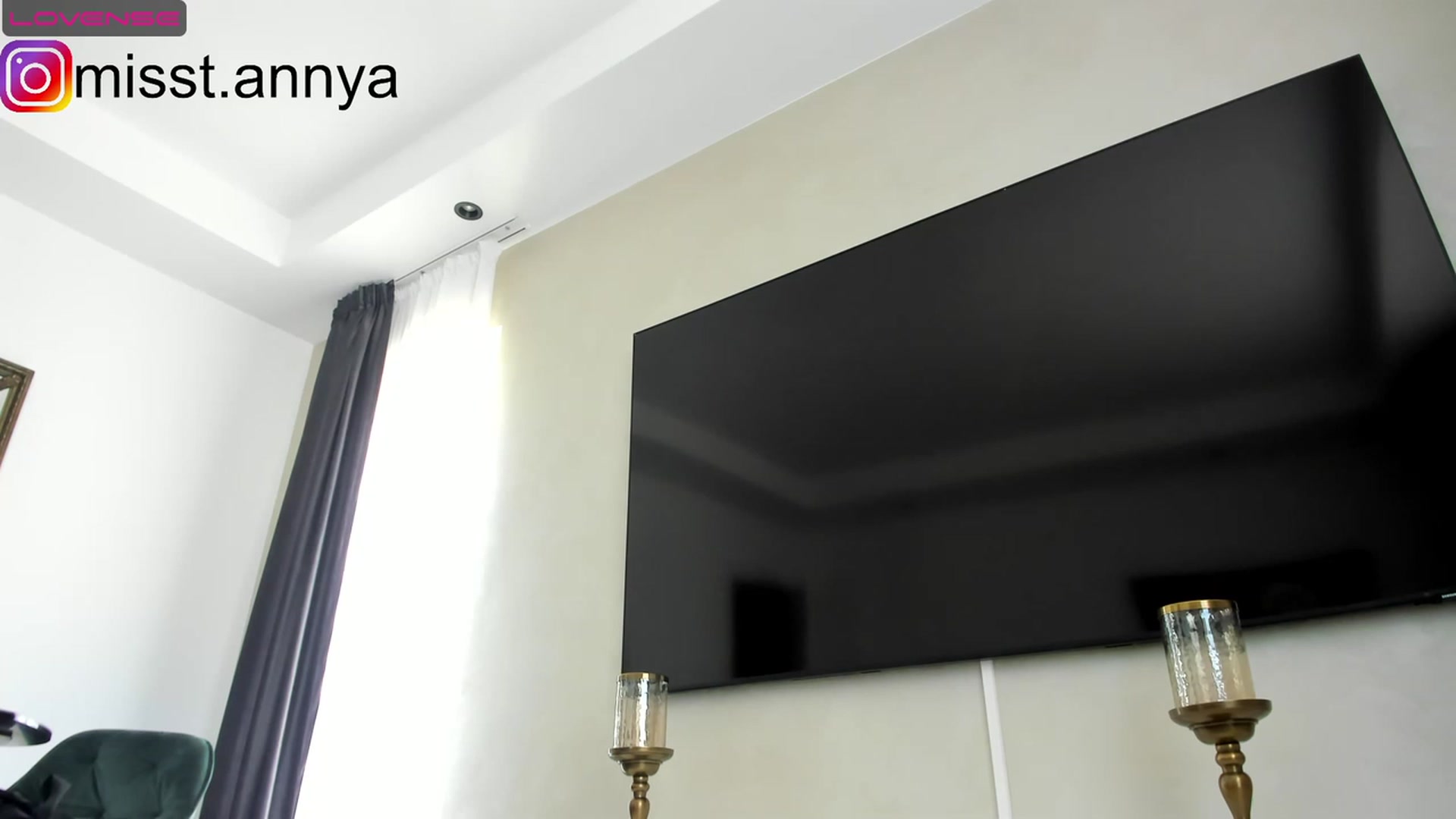 Gallery image thumbnail from Miss_Tanya's myfreecams stream on, 05/24/2023, 09:04 image 17 of 20