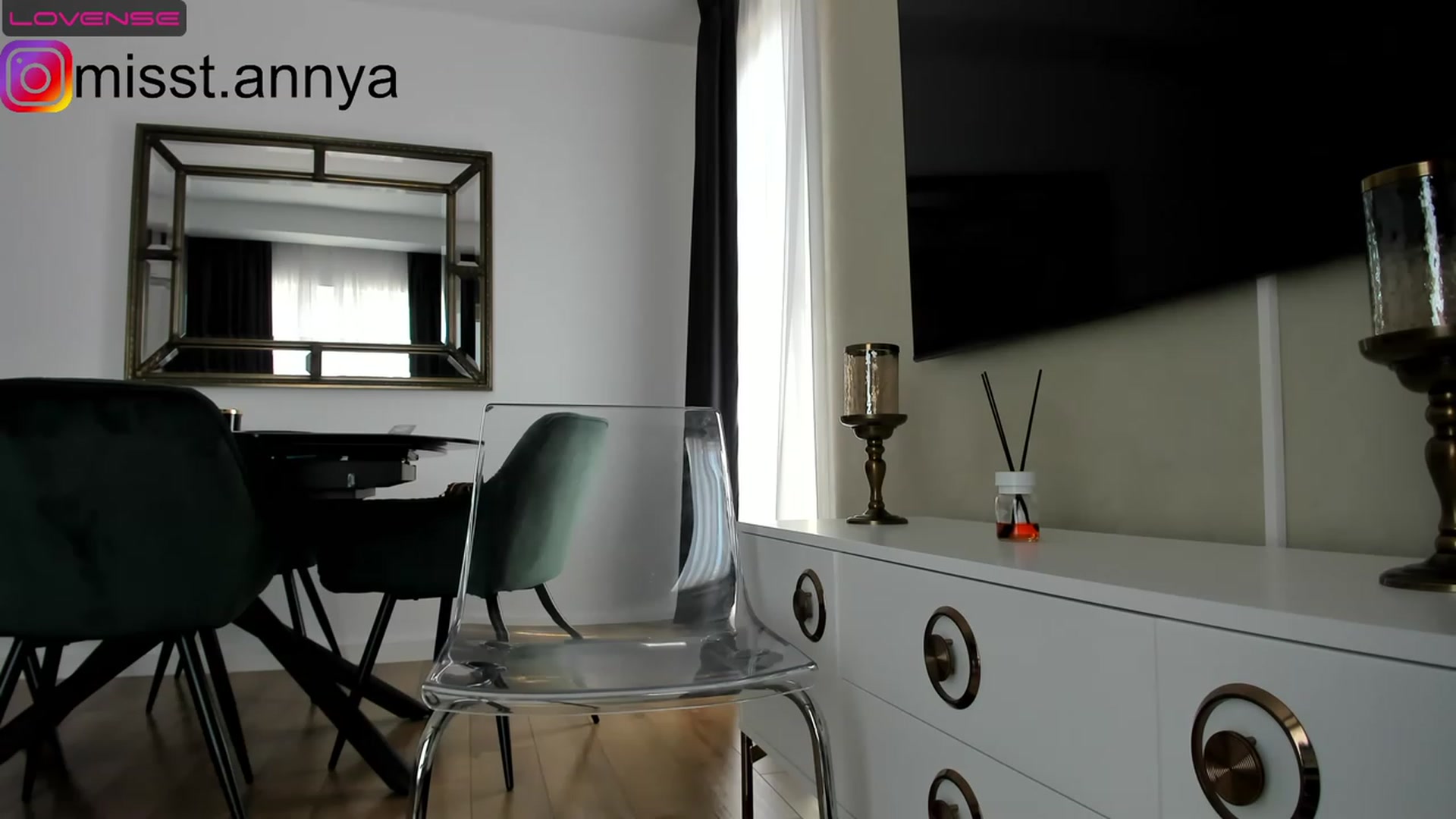 Gallery image thumbnail from Miss_Tanya's myfreecams stream on, 06/06/2023, 13:36 image 17 of 20