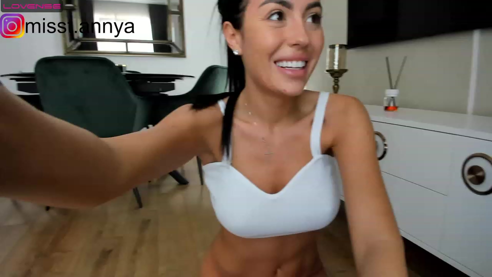 Gallery image thumbnail from Miss_Tanya's myfreecams stream on, 06/08/2023, 11:39 image 3 of 20