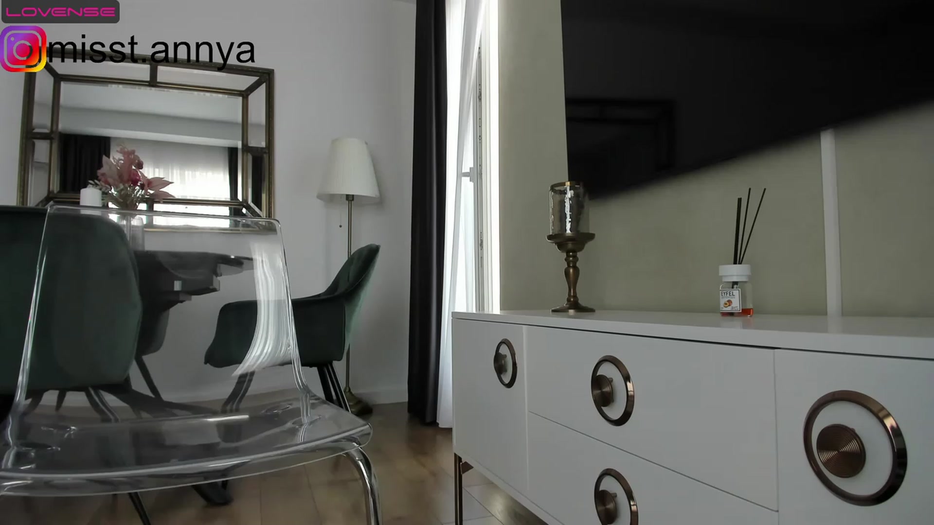 Gallery image thumbnail from Miss_Tanya's myfreecams stream on, 06/18/2023, 10:20 image 18 of 20