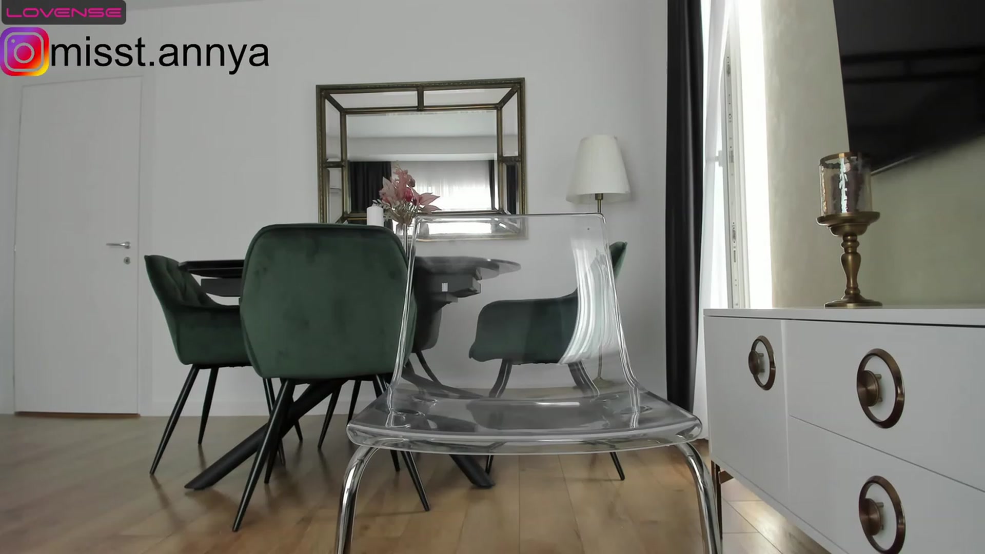 Gallery image thumbnail from Miss_Tanya's myfreecams stream on, 06/18/2023, 12:42 image 13 of 20