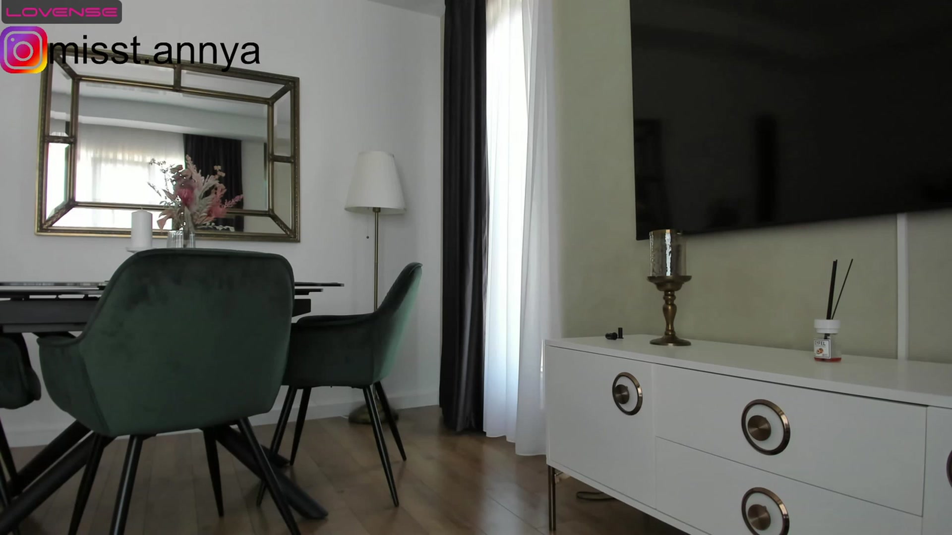 Gallery image thumbnail from Miss_Tanya's myfreecams stream on, 06/30/2023, 09:22 image 5 of 20