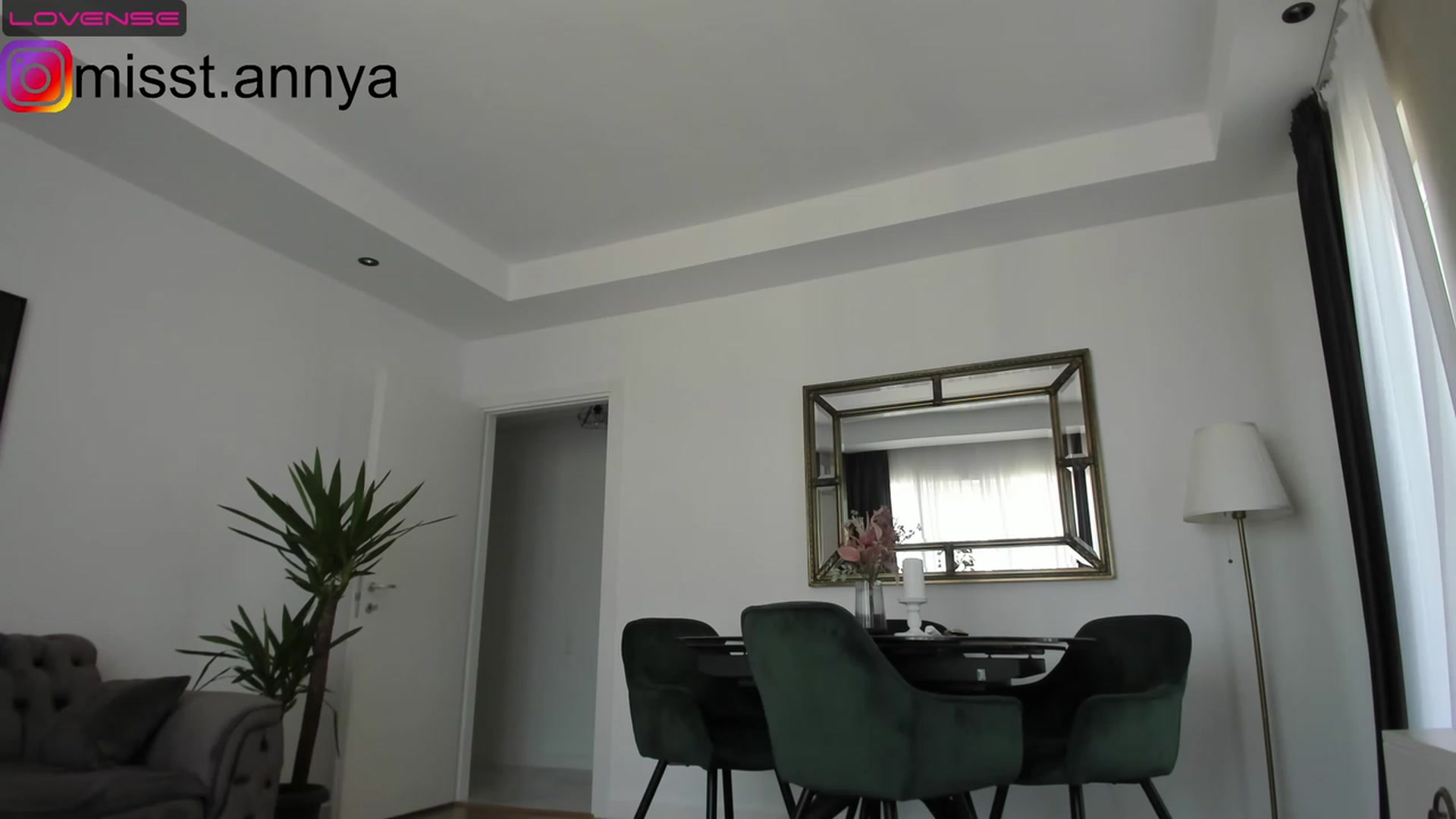 Gallery image thumbnail from Miss_Tanya's myfreecams stream on, 08/07/2023, 10:00 image 14 of 20