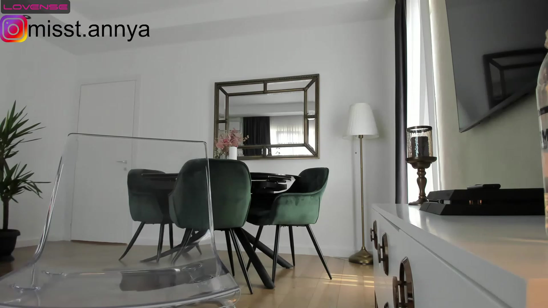 Gallery image thumbnail from Miss_Tanya's myfreecams stream on, 08/16/2023, 11:59 image 20 of 20