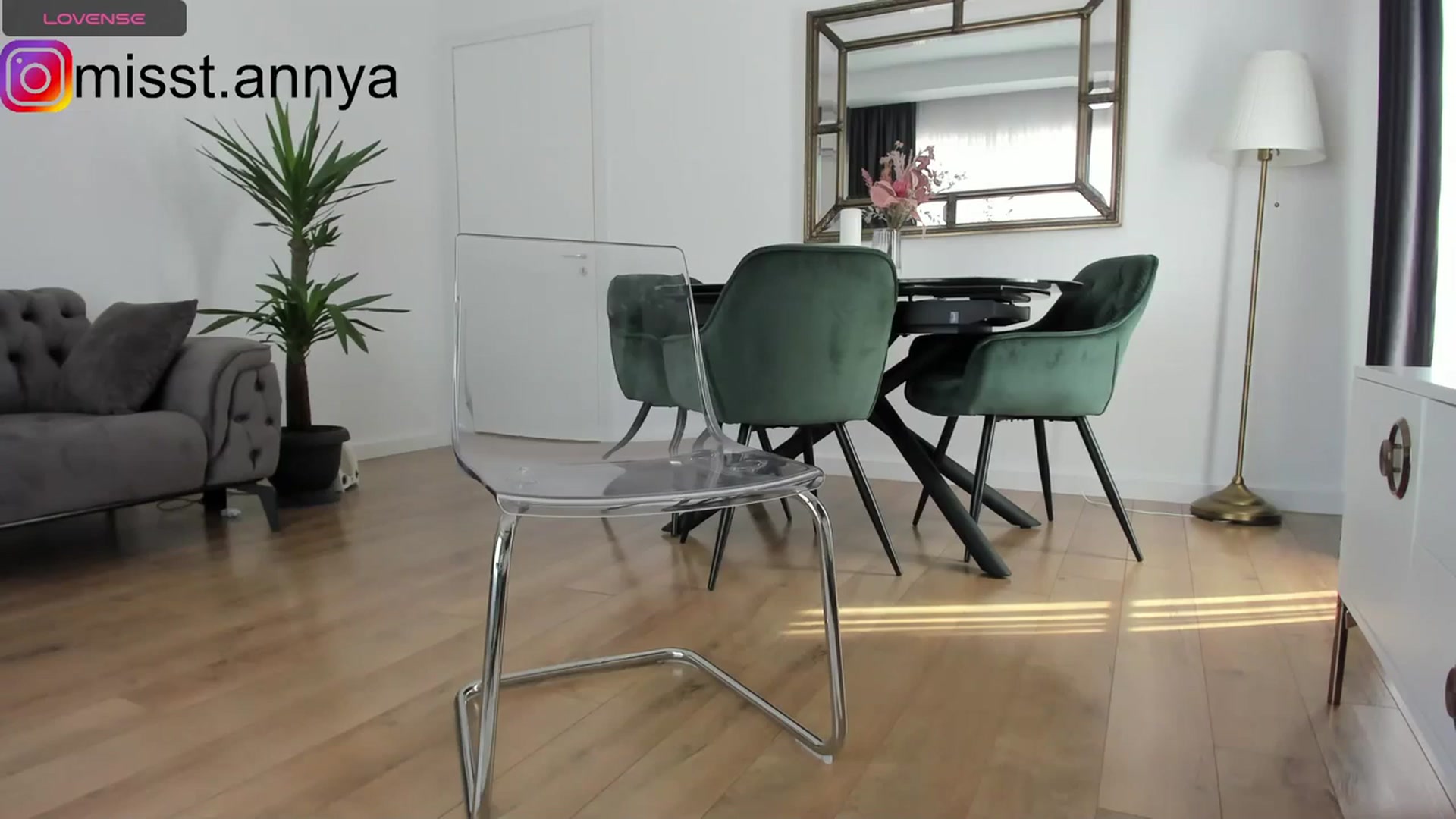 Gallery image thumbnail from Miss_Tanya's myfreecams stream on, 10/05/2023, 12:15 image 11 of 20