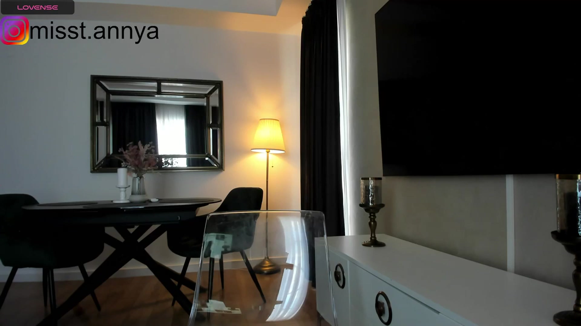 Gallery image thumbnail from Miss_Tanya's myfreecams stream on, 10/18/2023, 12:52 image 2 of 20
