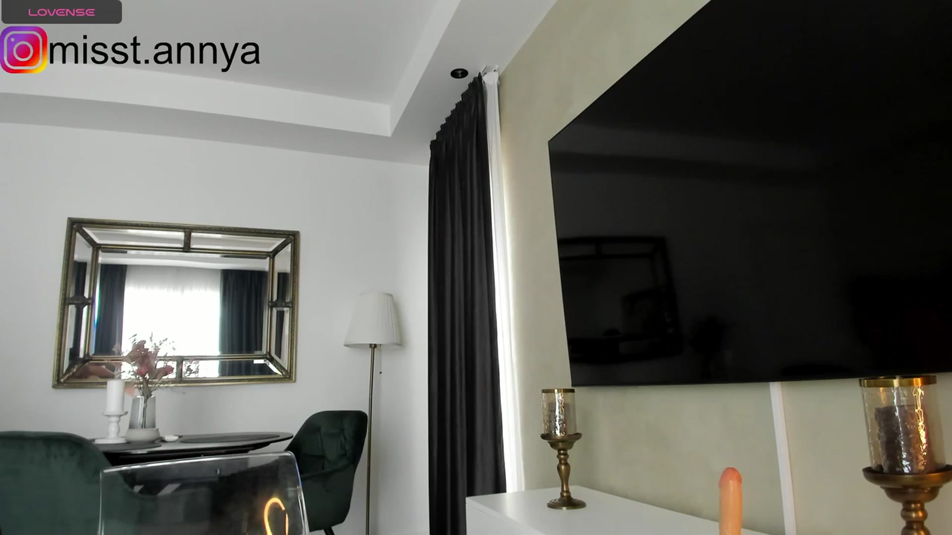 Gallery image thumbnail from Miss_Tanya's myfreecams stream on, 10/18/2023, 12:52 image 20 of 20