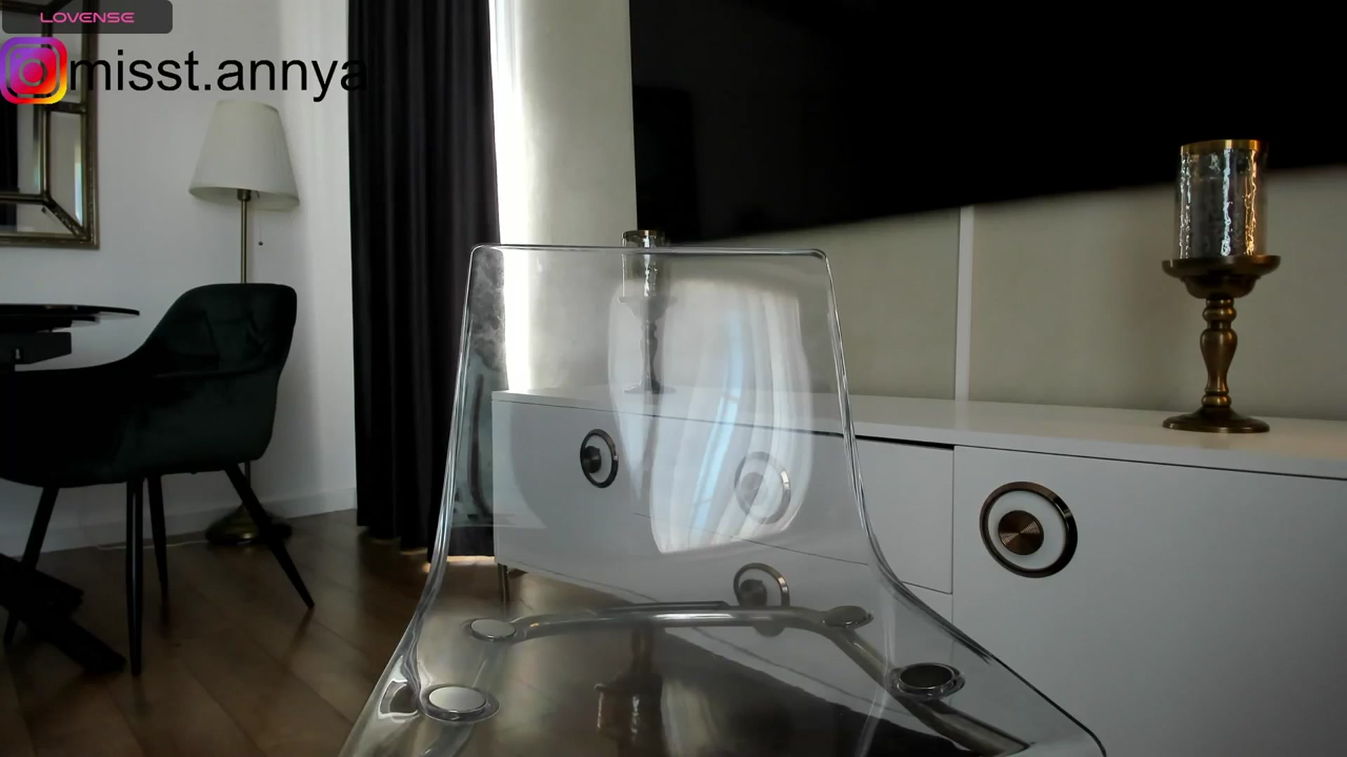 Gallery image thumbnail from Miss_Tanya's myfreecams stream on, 10/19/2023, 10:10 image 20 of 20