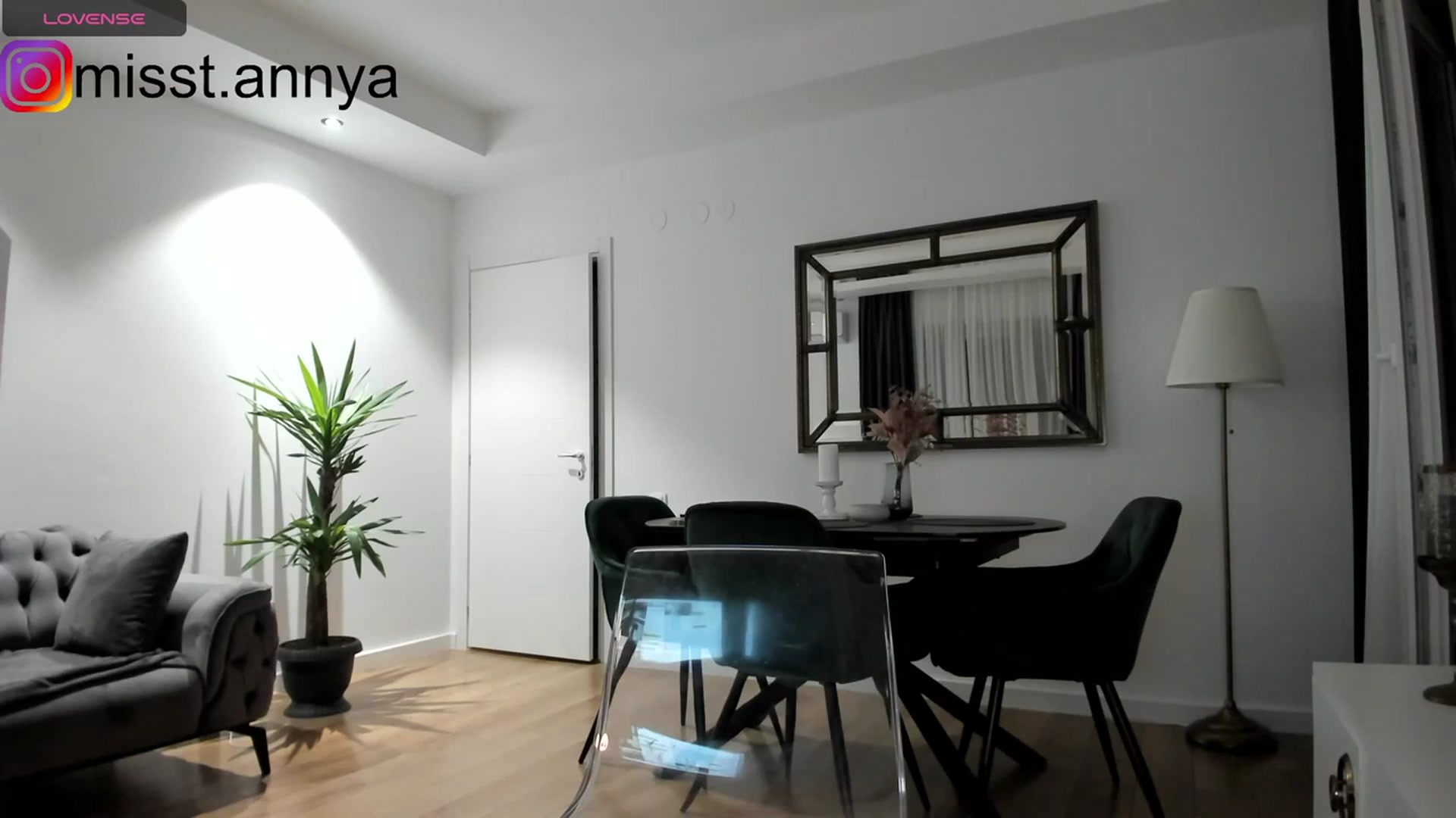 Gallery image thumbnail from Miss_Tanya's myfreecams stream on, 11/05/2023, 21:52 image 17 of 20