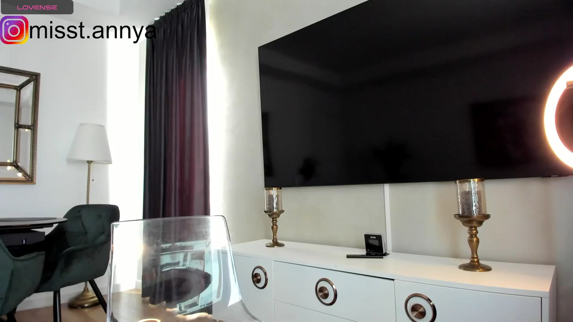 Gallery image thumbnail from Miss_Tanya's myfreecams stream on, 11/19/2023, 11:44 image 13 of 20