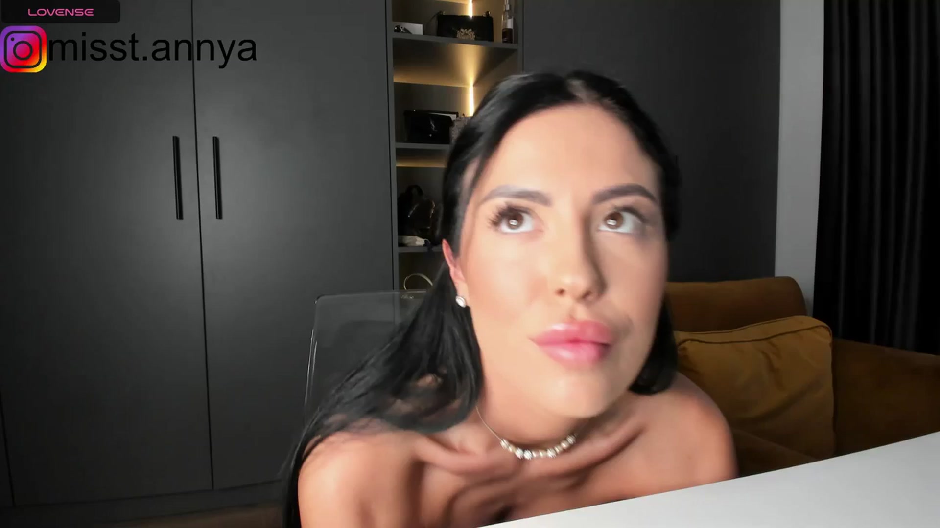 Gallery image thumbnail from Miss_Tanya's myfreecams stream on, 01/08/2024, 13:39 image 13 of 20
