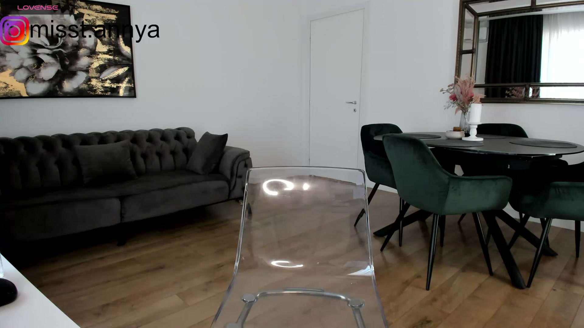 Gallery image thumbnail from Miss_Tanya's myfreecams stream on, 03/28/2024, 13:18 image 20 of 20