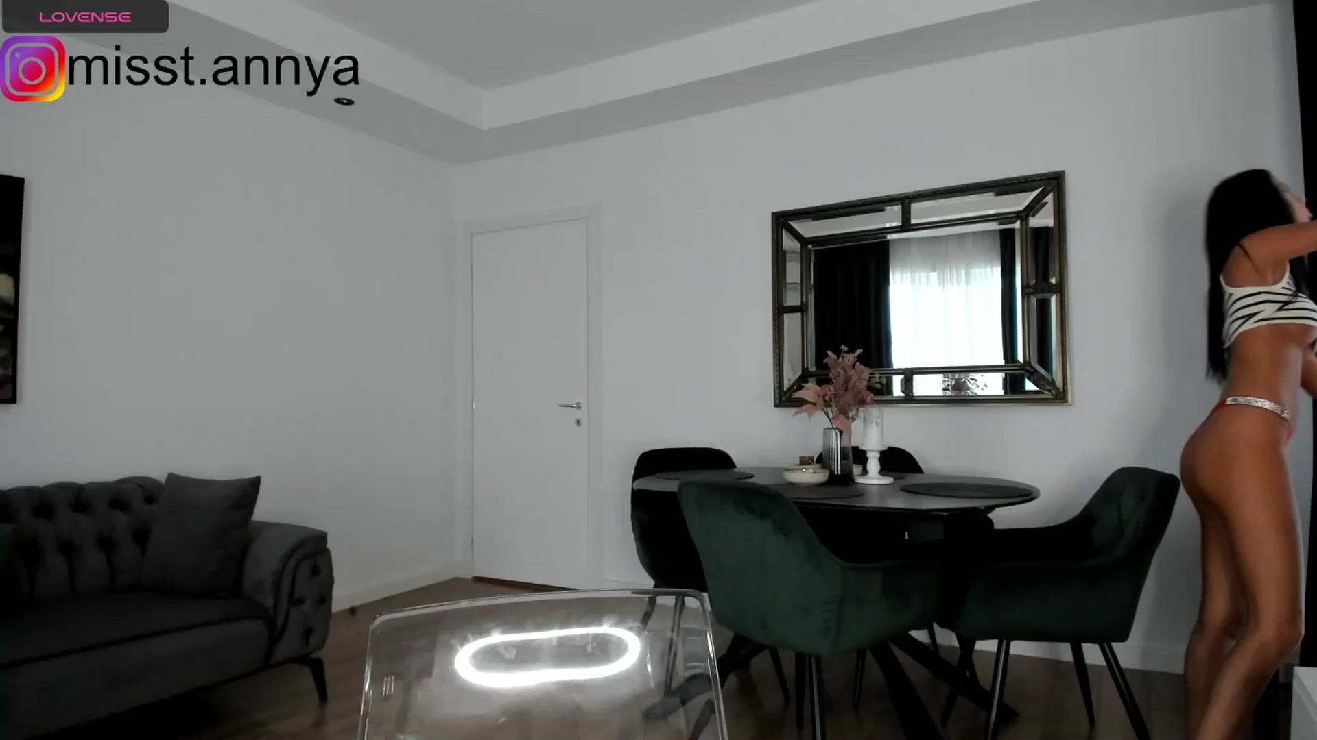 Gallery image thumbnail from Miss_Tanya's myfreecams stream on, 05/03/2024, 12:20 image 19 of 20