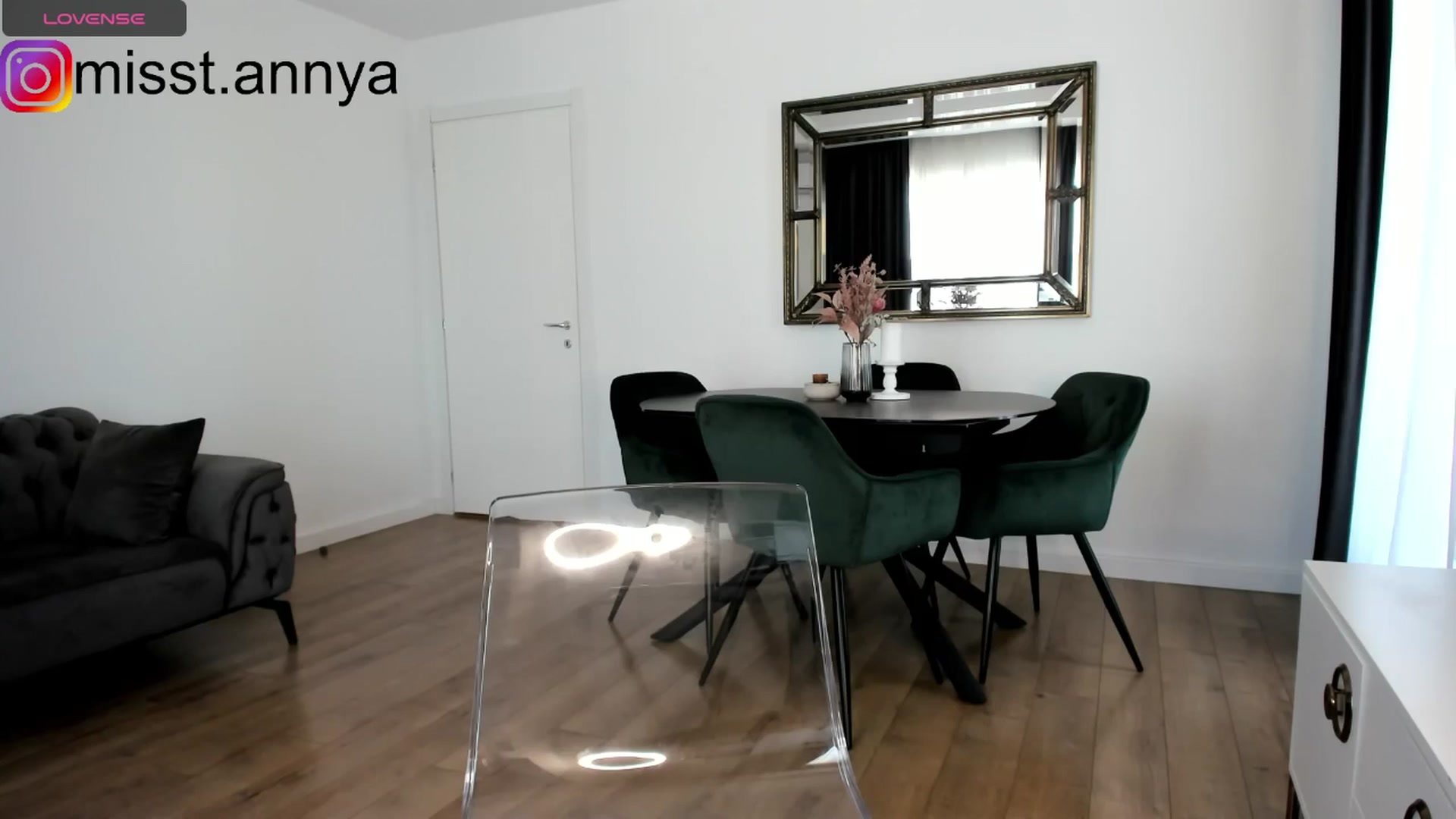 Gallery image thumbnail from Miss_Tanya's myfreecams stream on, 06/01/2024, 10:01 image 5 of 20