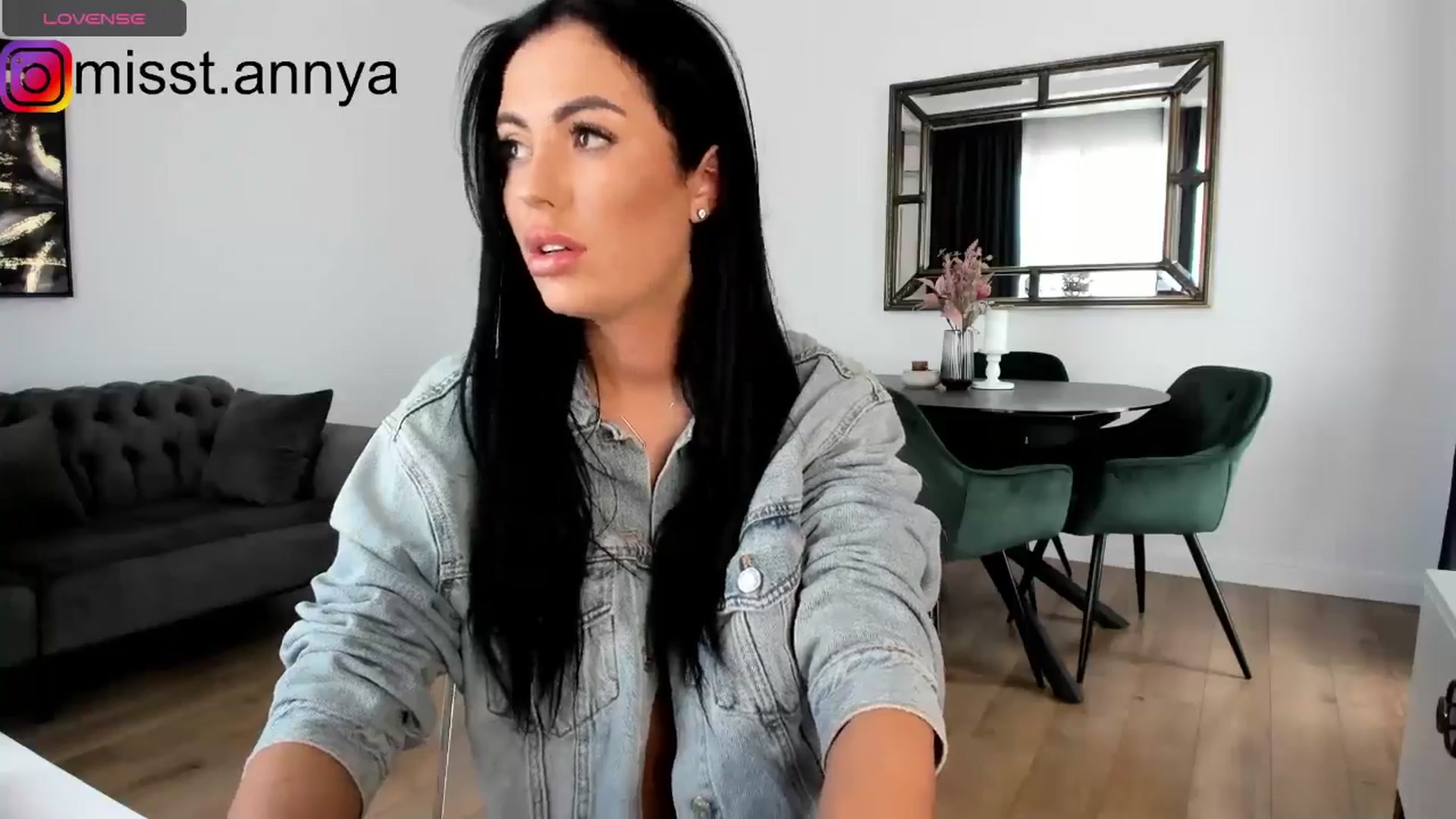 Gallery image thumbnail from Miss_Tanya's myfreecams stream on, 06/01/2024, 13:16 image 2 of 20